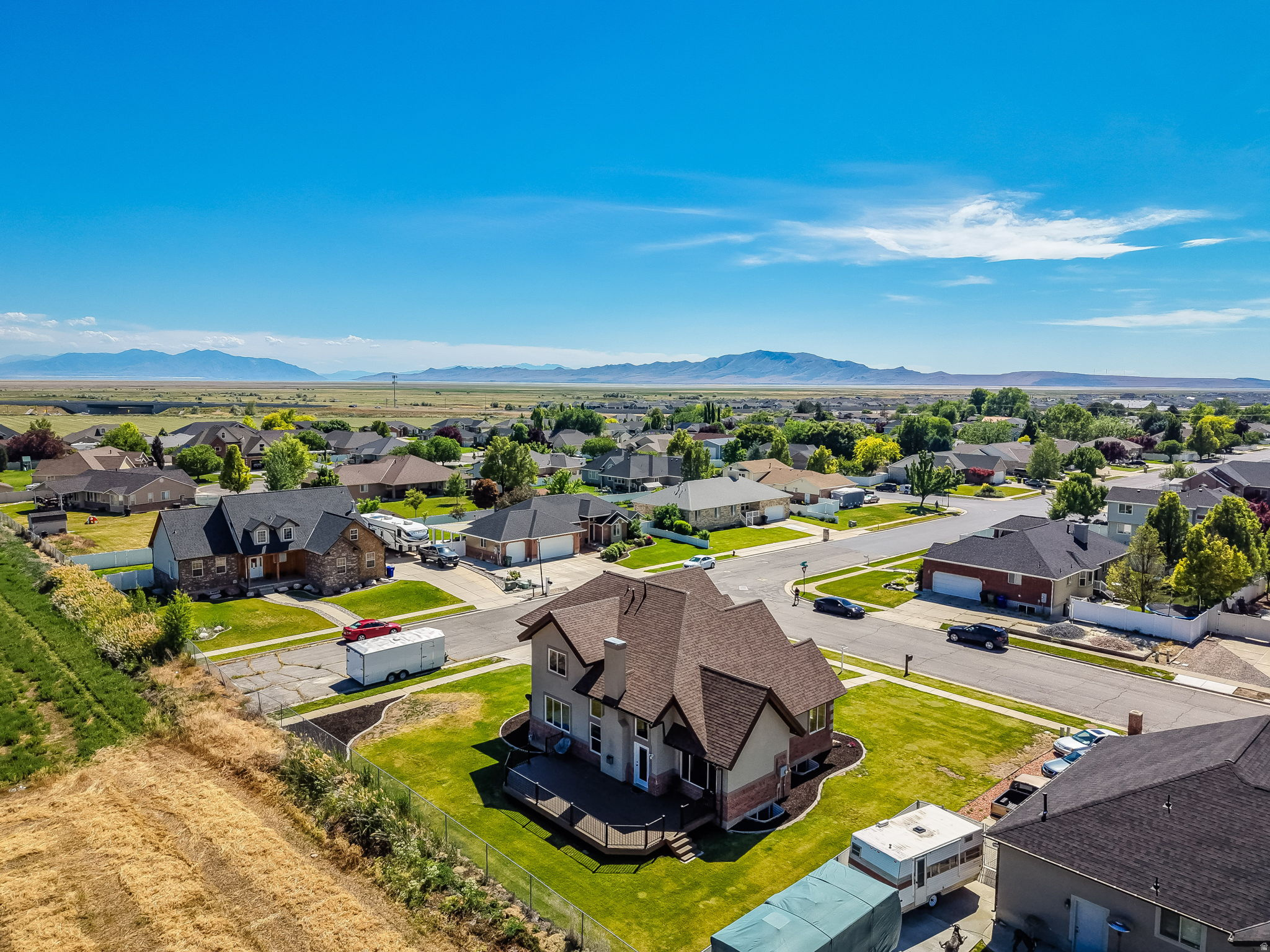 SILVER LAKE ESTATES - Residential