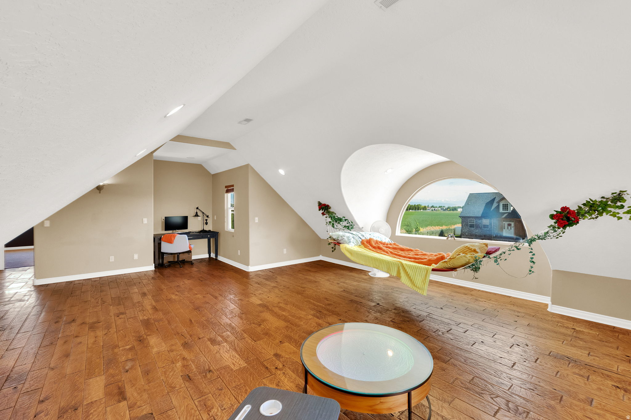 SILVER LAKE ESTATES - Residential