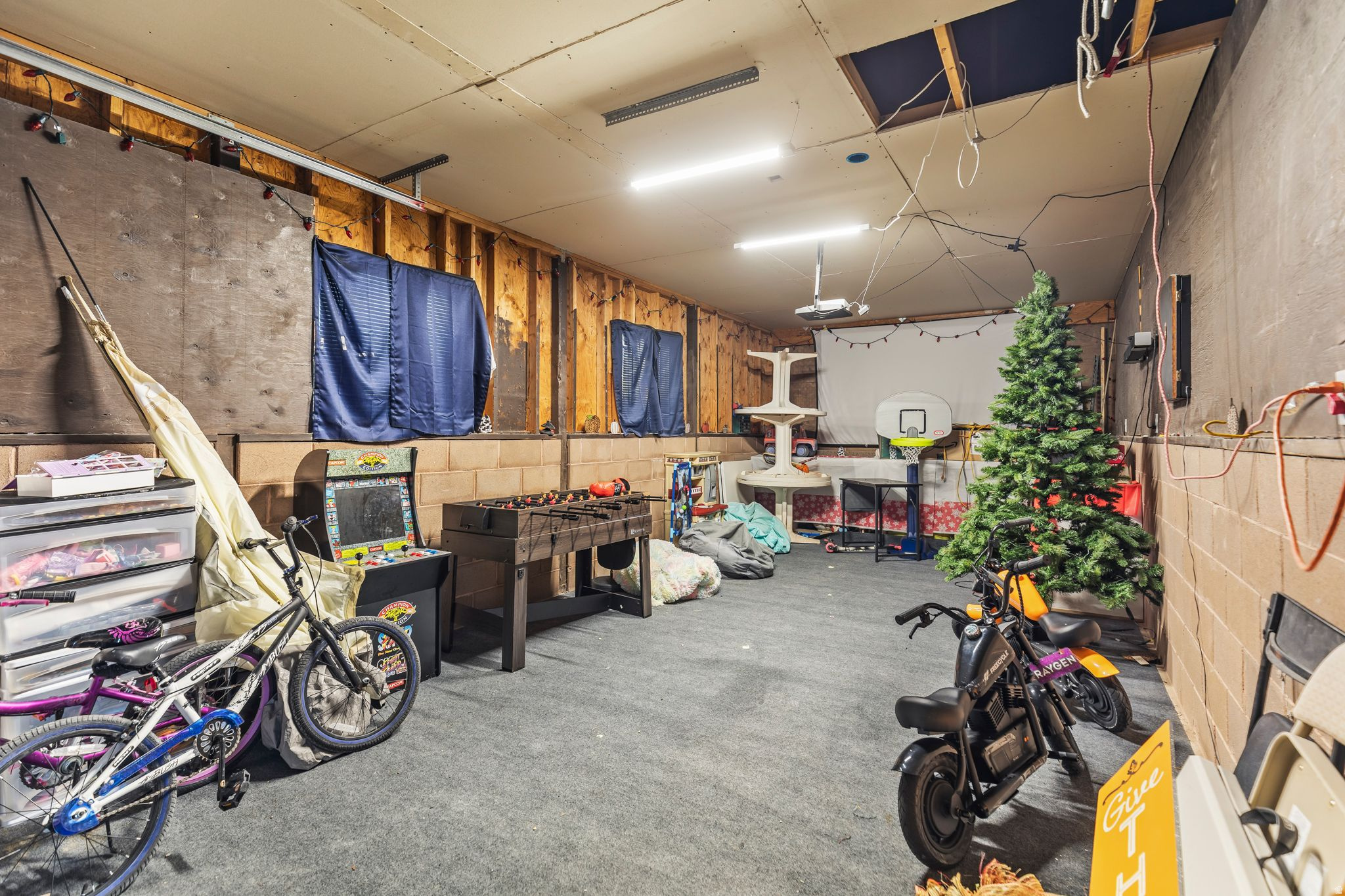YOUNG PROPERTY - Residential