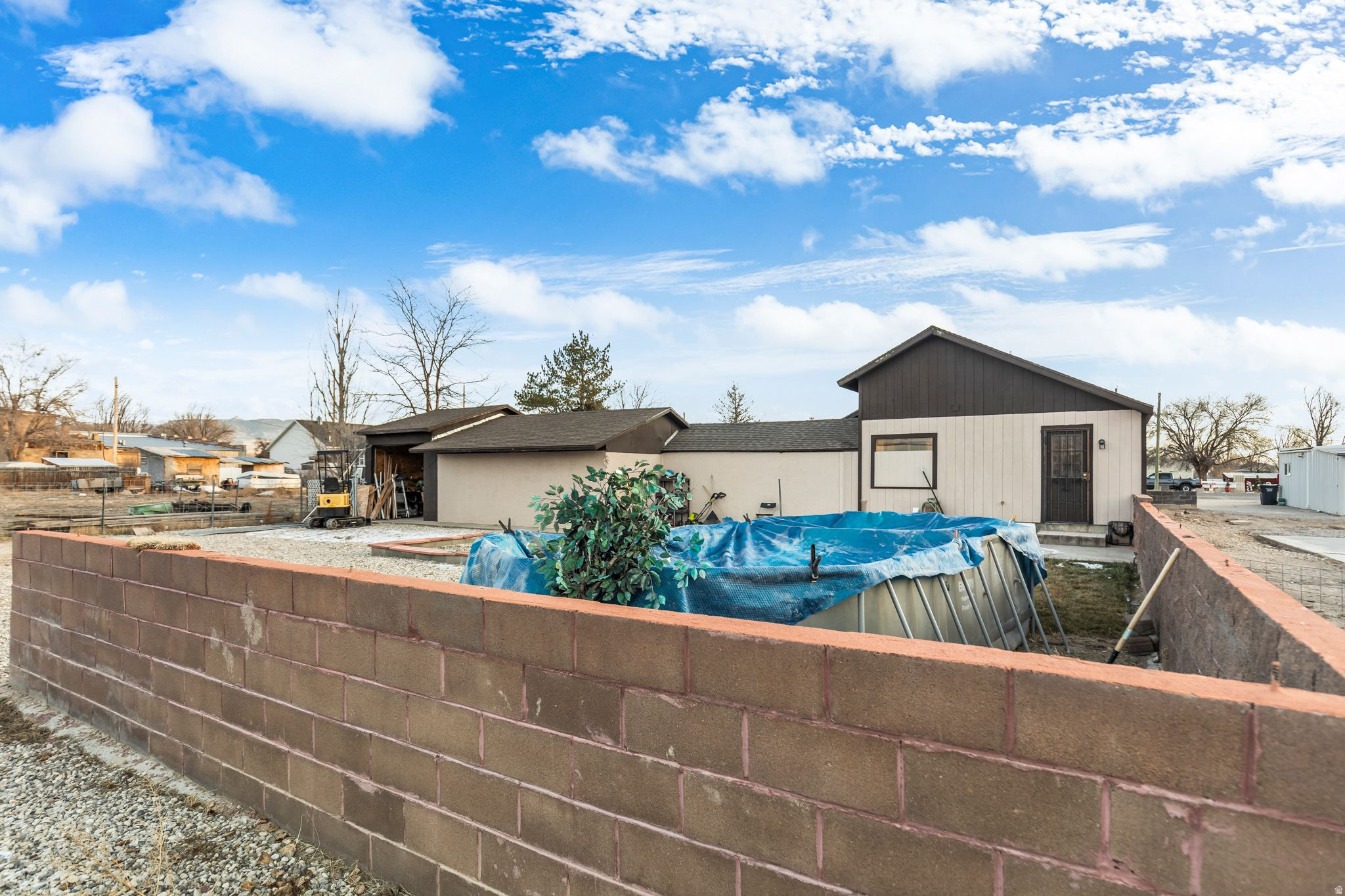 YOUNG PROPERTY - Residential
