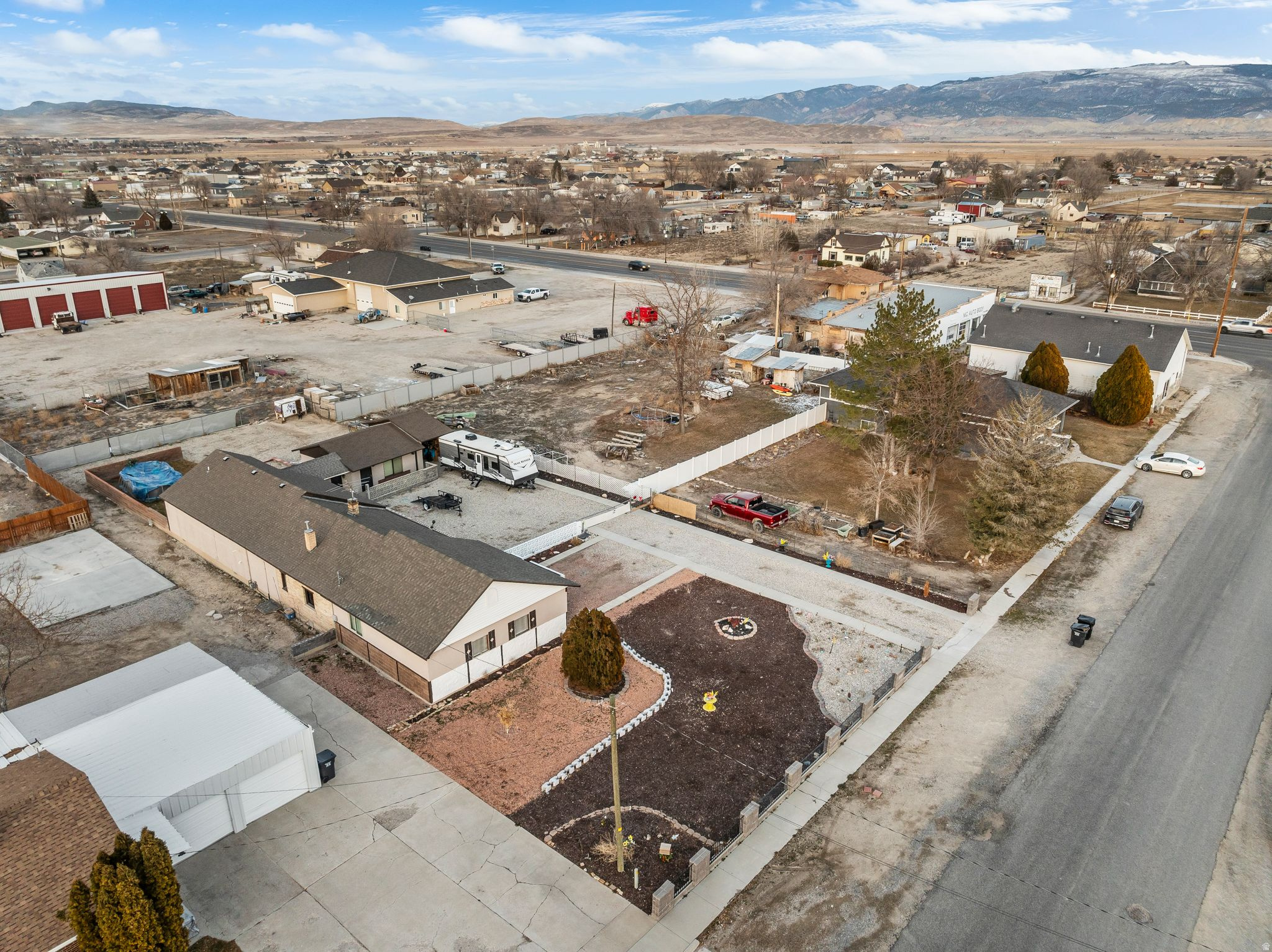 YOUNG PROPERTY - Residential