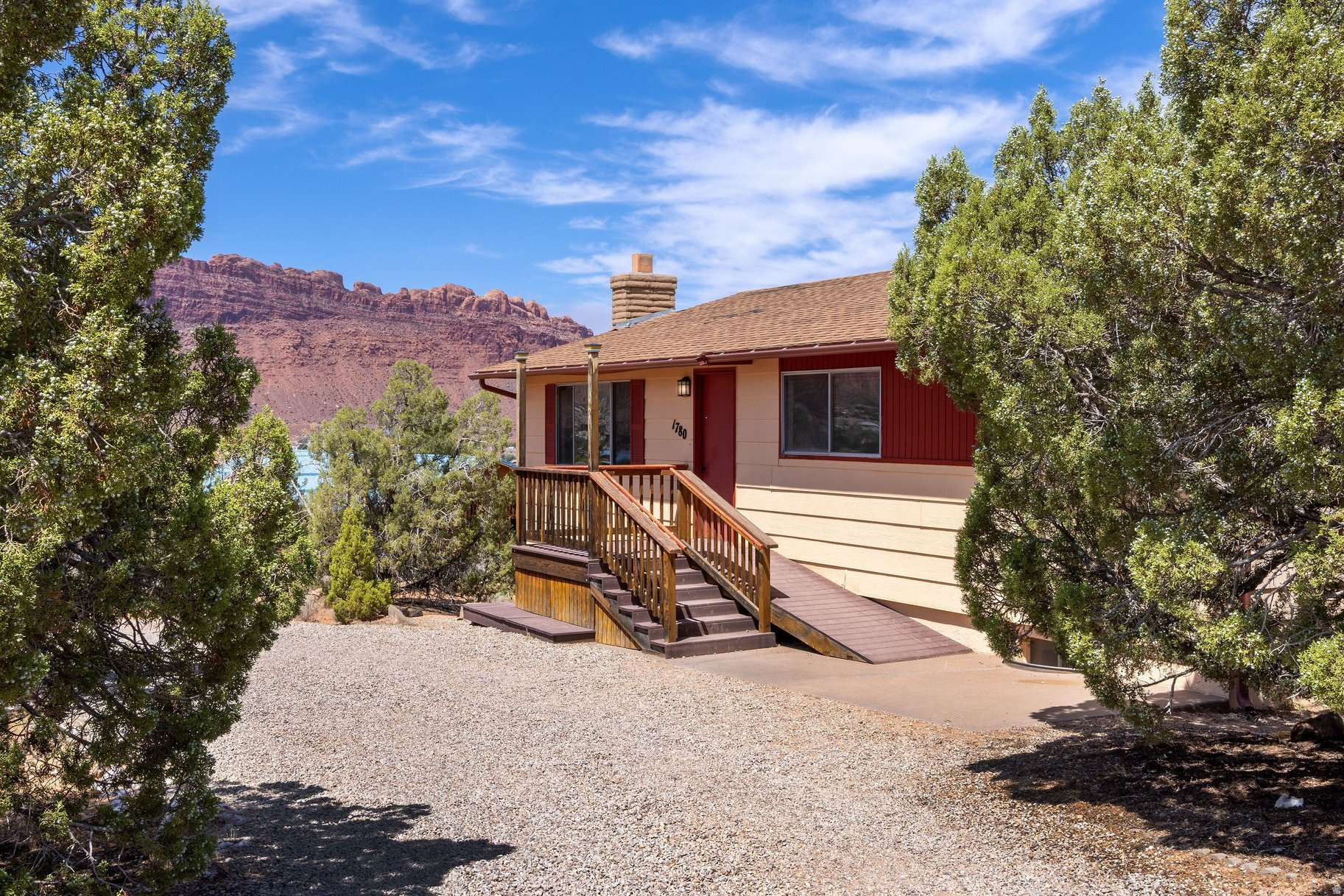 HIGHLANDS - Residential
