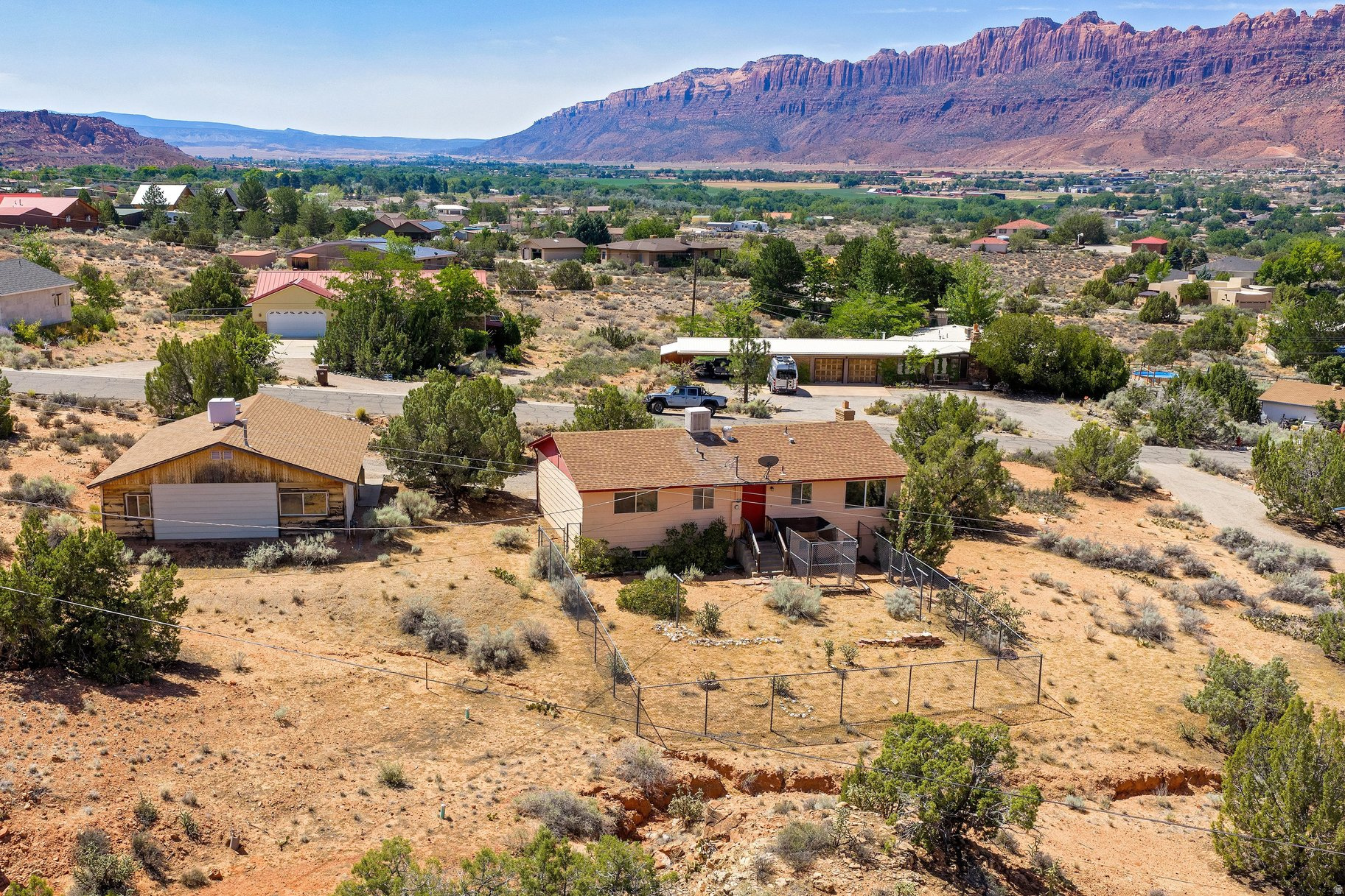 HIGHLANDS - Residential