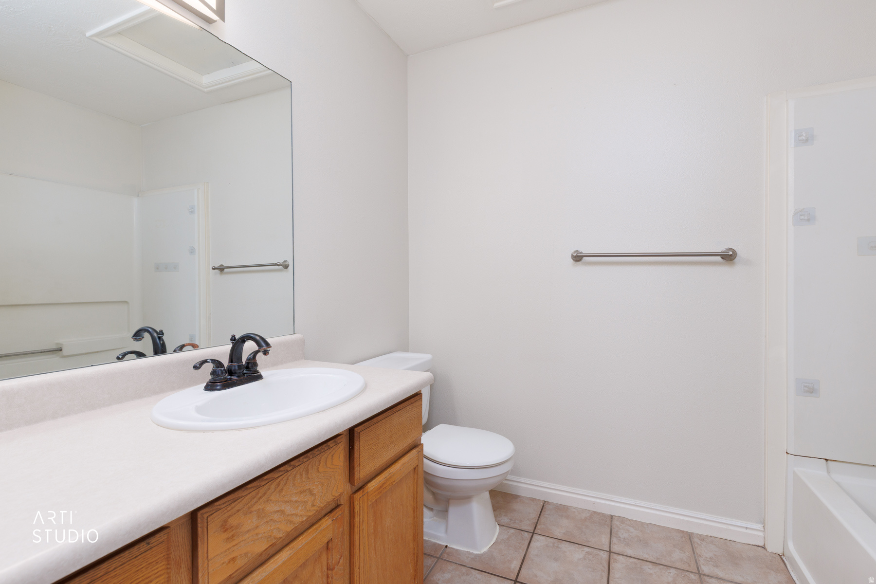 THE KINGSTON PLACE CONDO - Residential