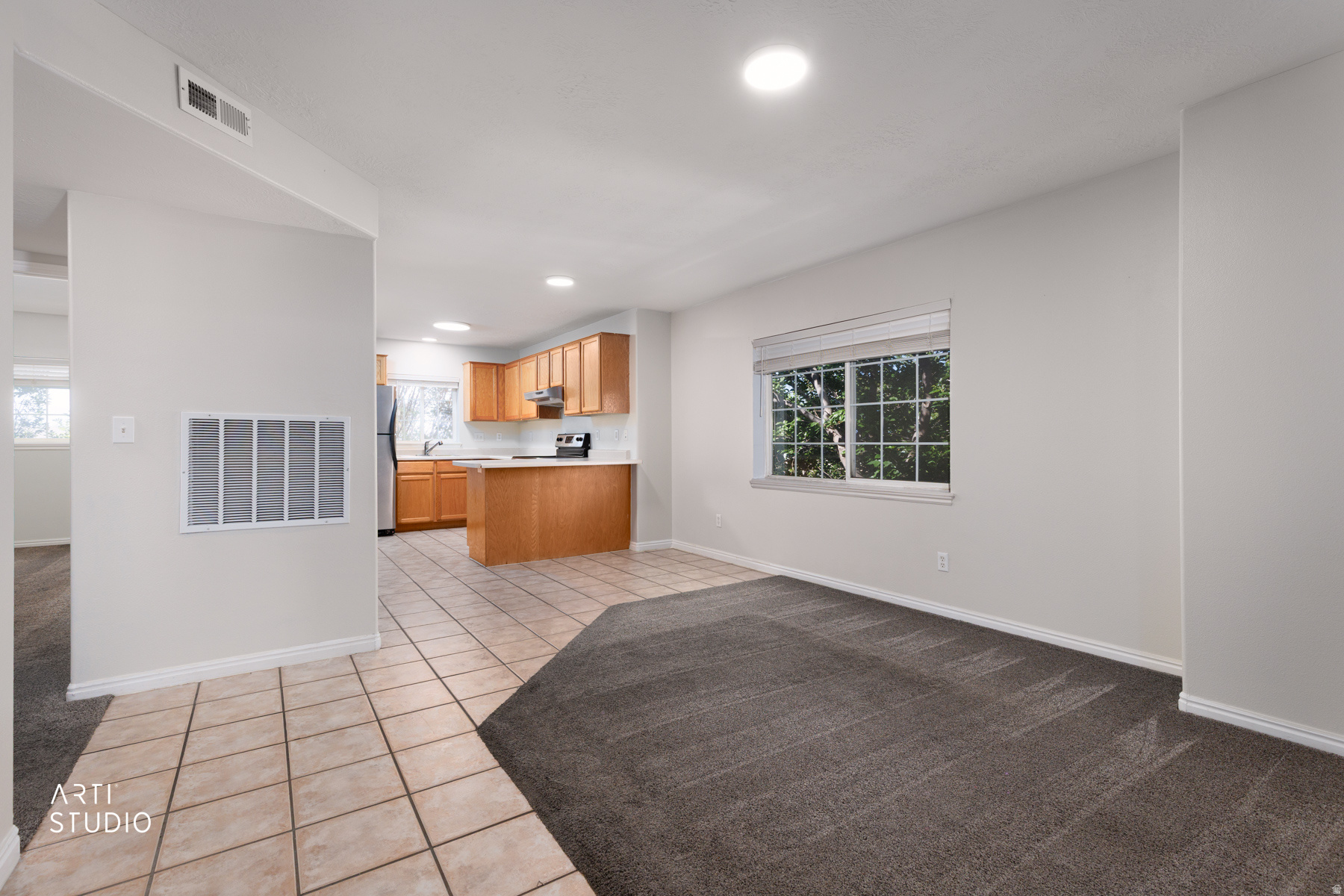 THE KINGSTON PLACE CONDO - Residential