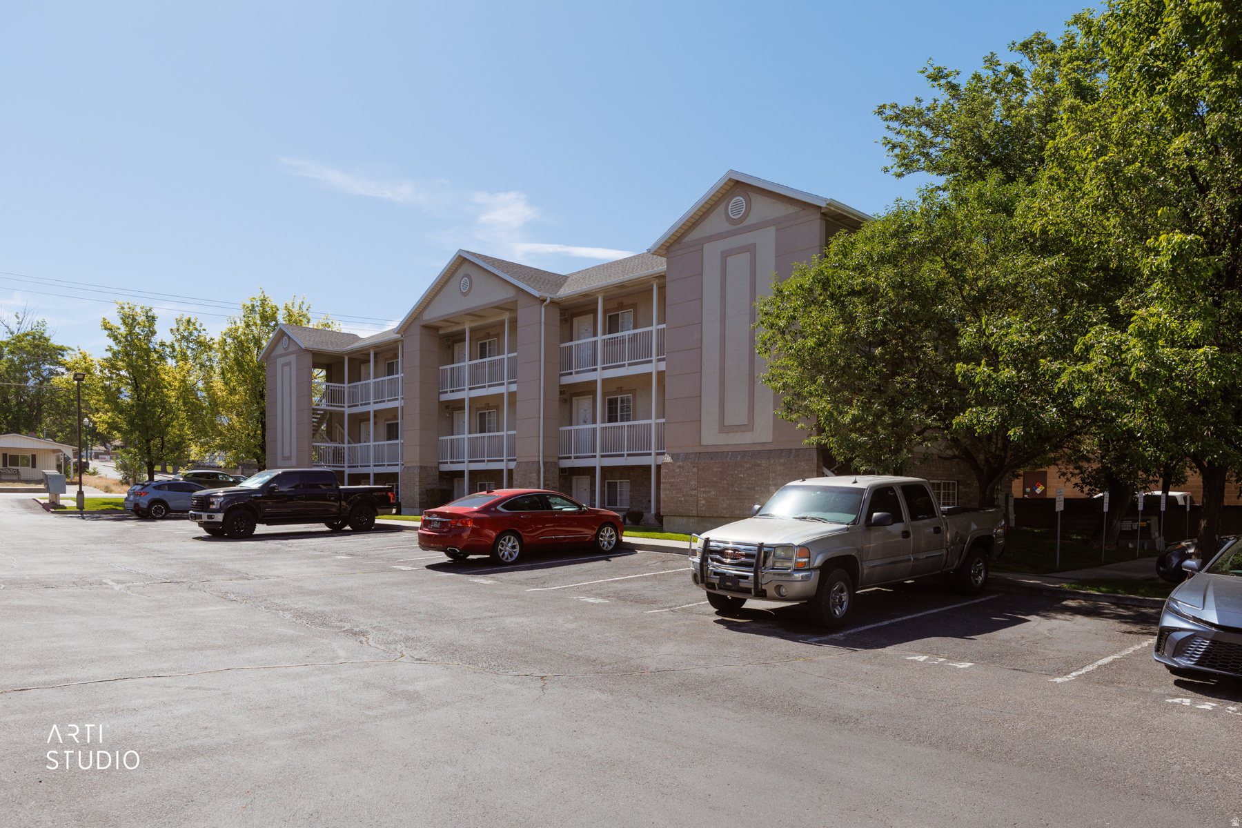 THE KINGSTON PLACE CONDO - Residential