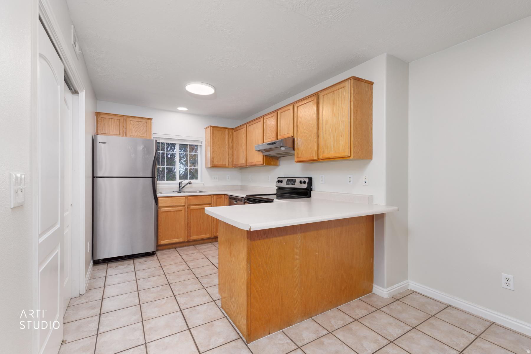 THE KINGSTON PLACE CONDO - Residential