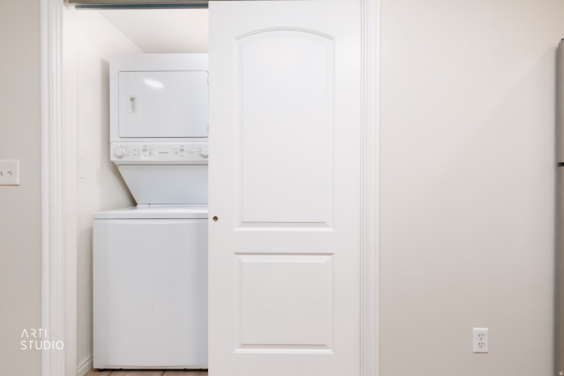 THE KINGSTON PLACE CONDO - Residential