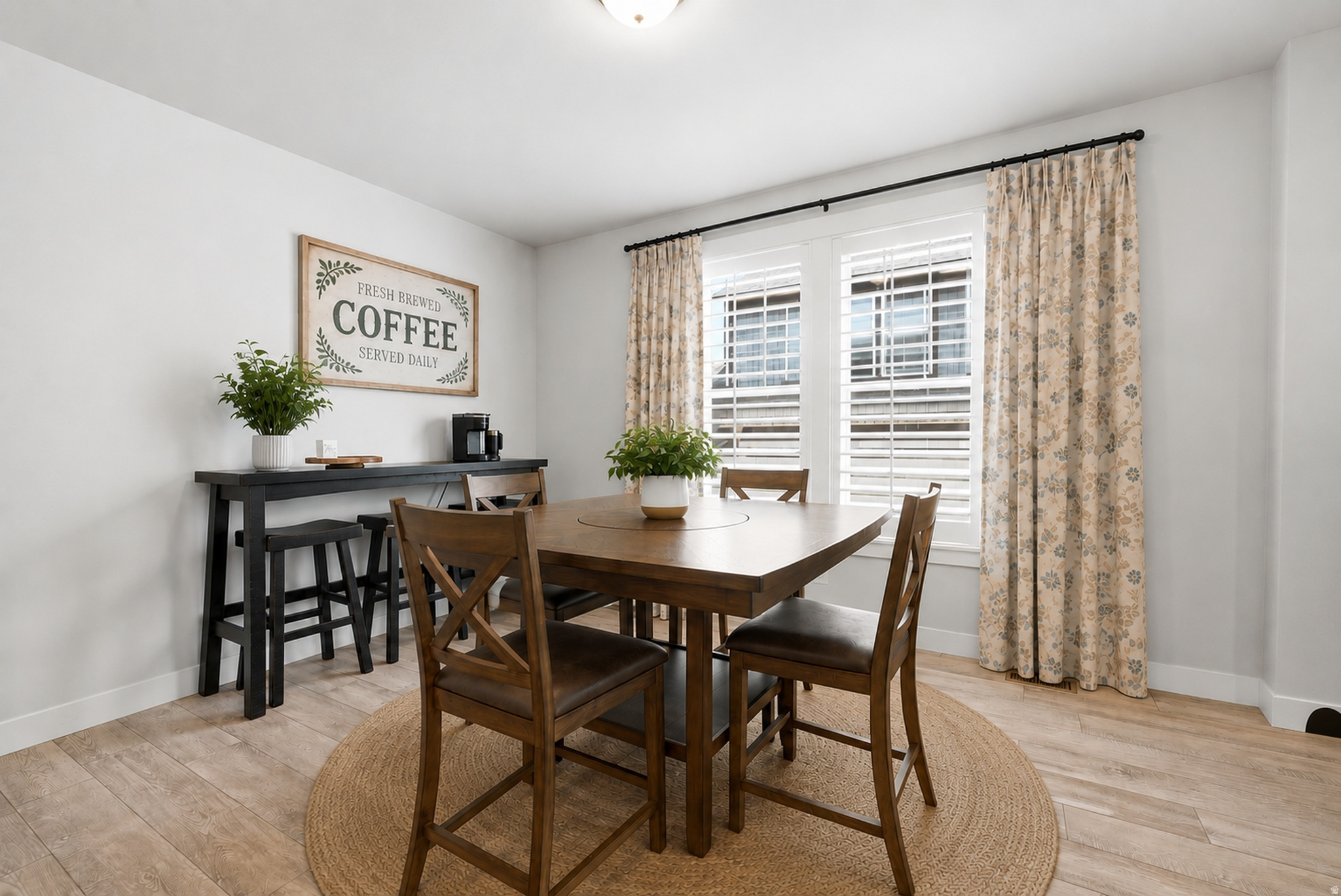 DAYBREAK - Residential