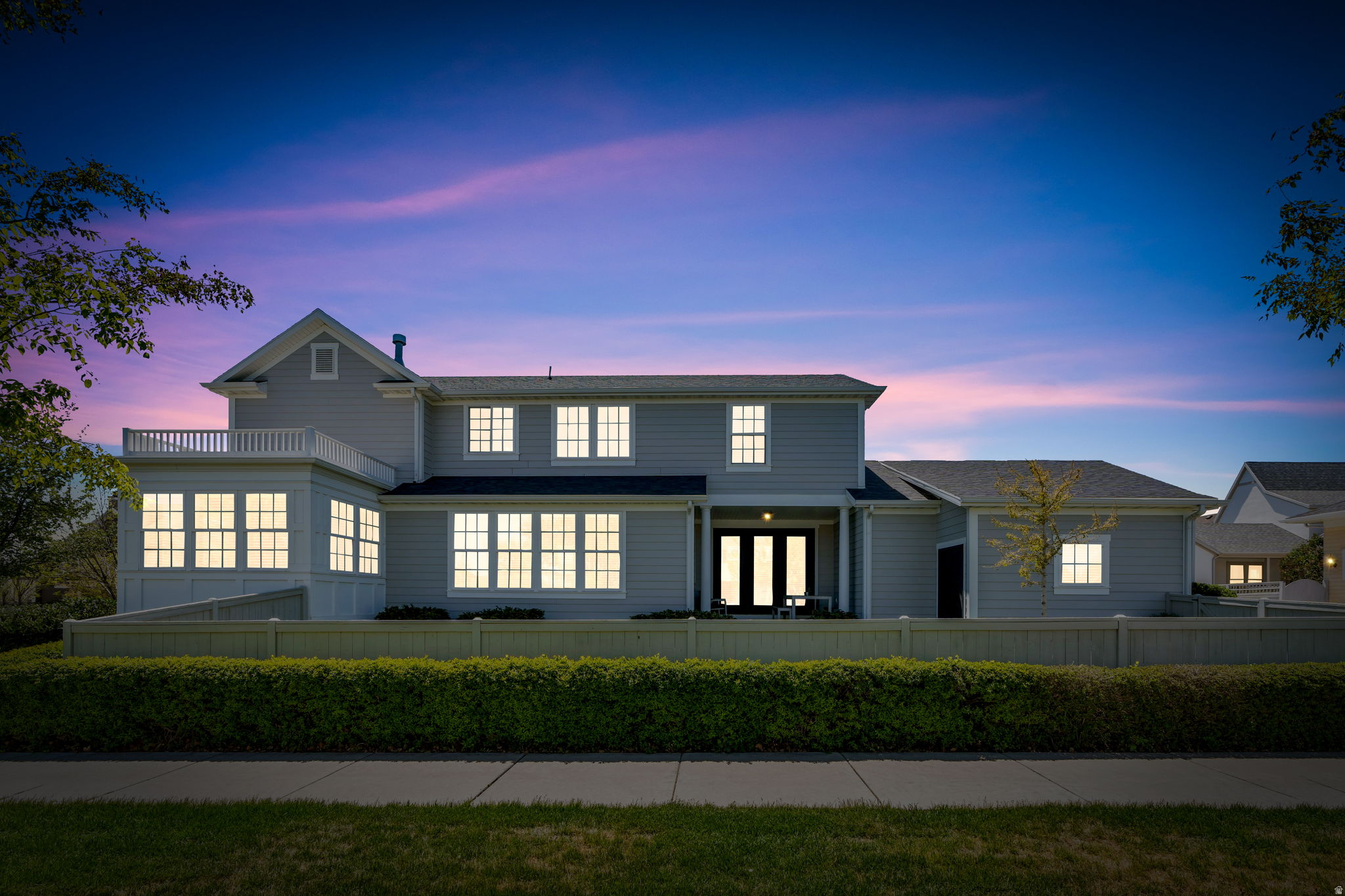 DAYBREAK - Residential