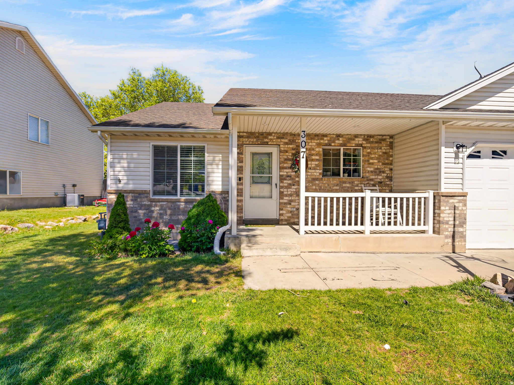 EASTSIDE ESTATES - Residential