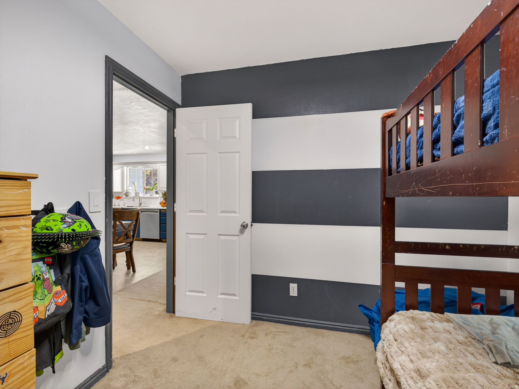 EASTSIDE ESTATES - Residential