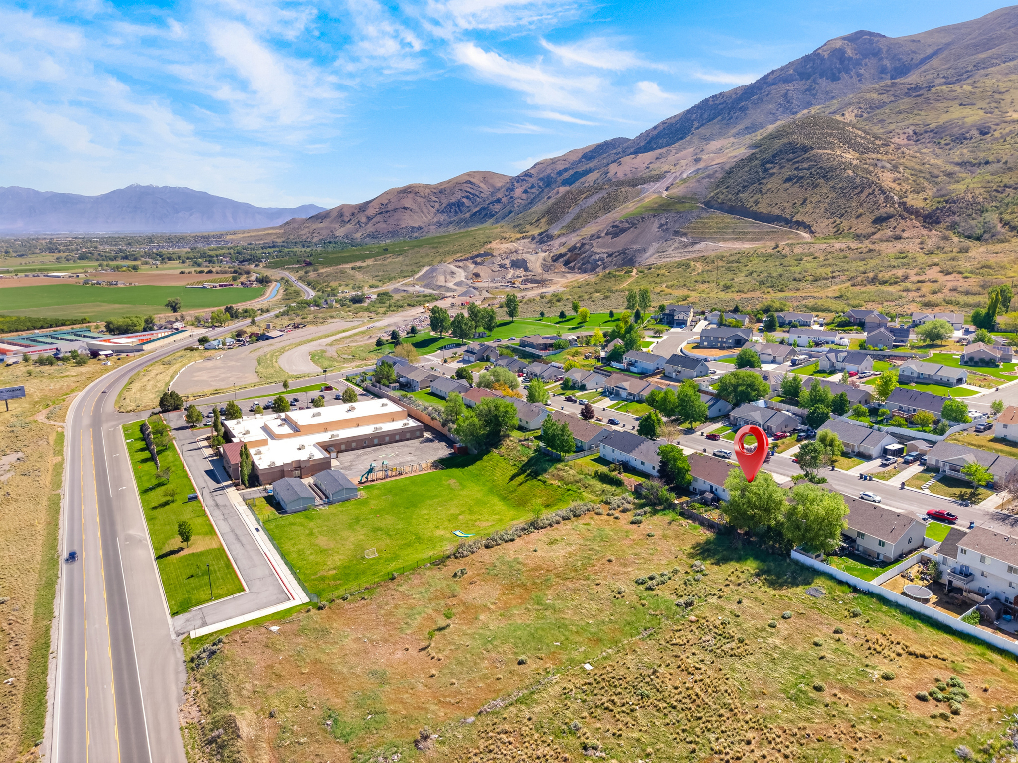 EASTSIDE ESTATES - Residential