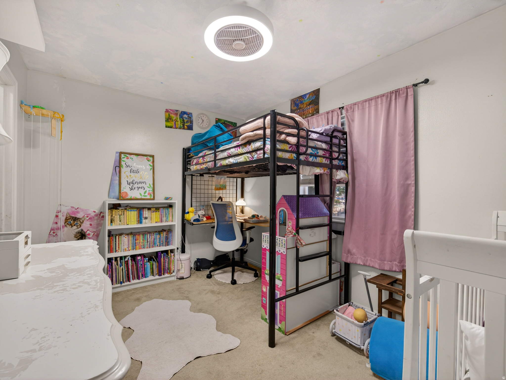 EASTSIDE ESTATES - Residential
