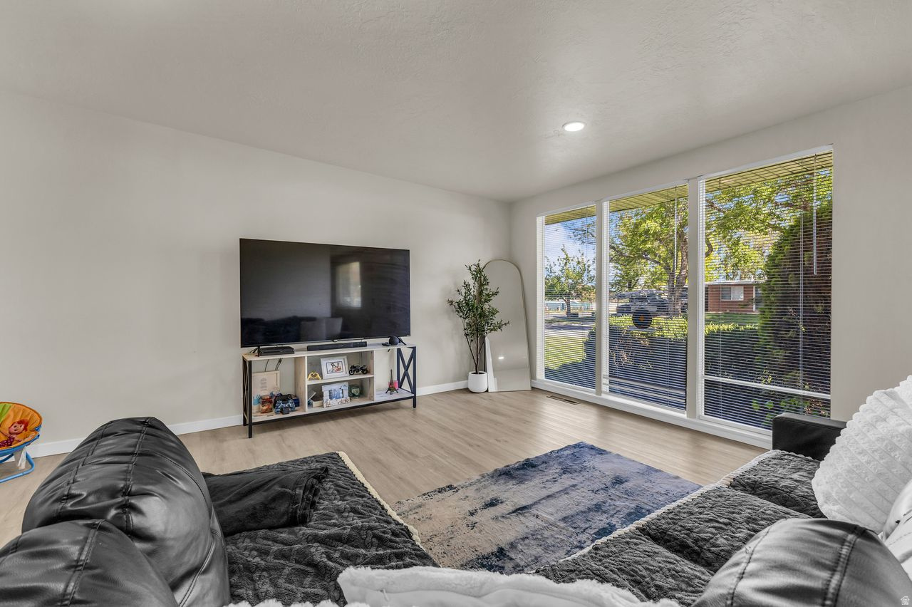 PARK VIEW LOT 1 - Residential