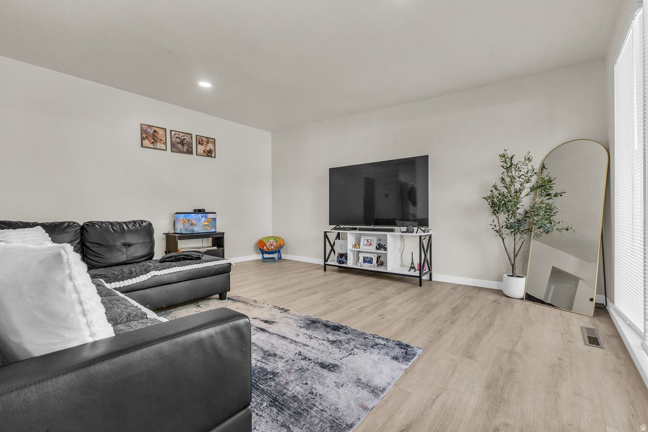 PARK VIEW LOT 1 - Residential