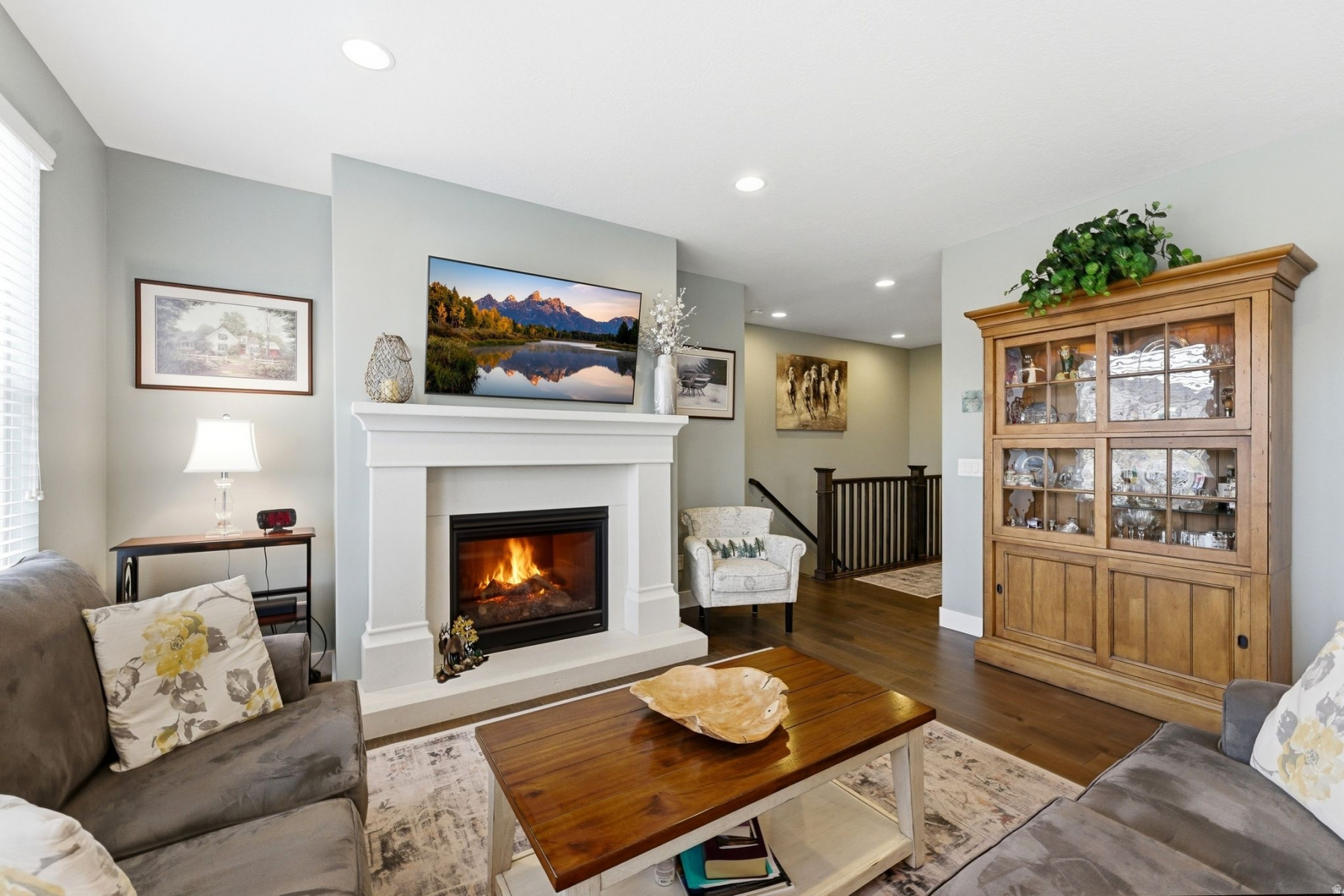LAKE CRE - Residential