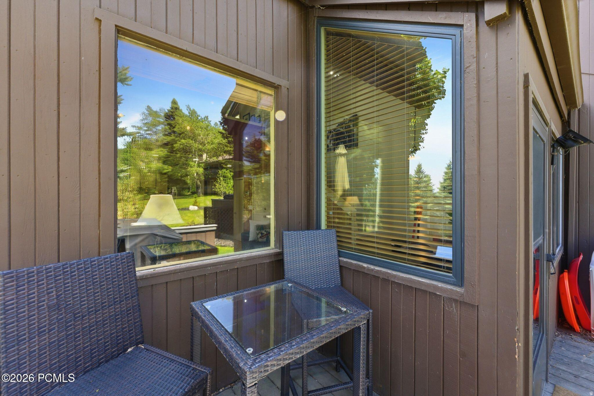 THREE KINGS - Residential