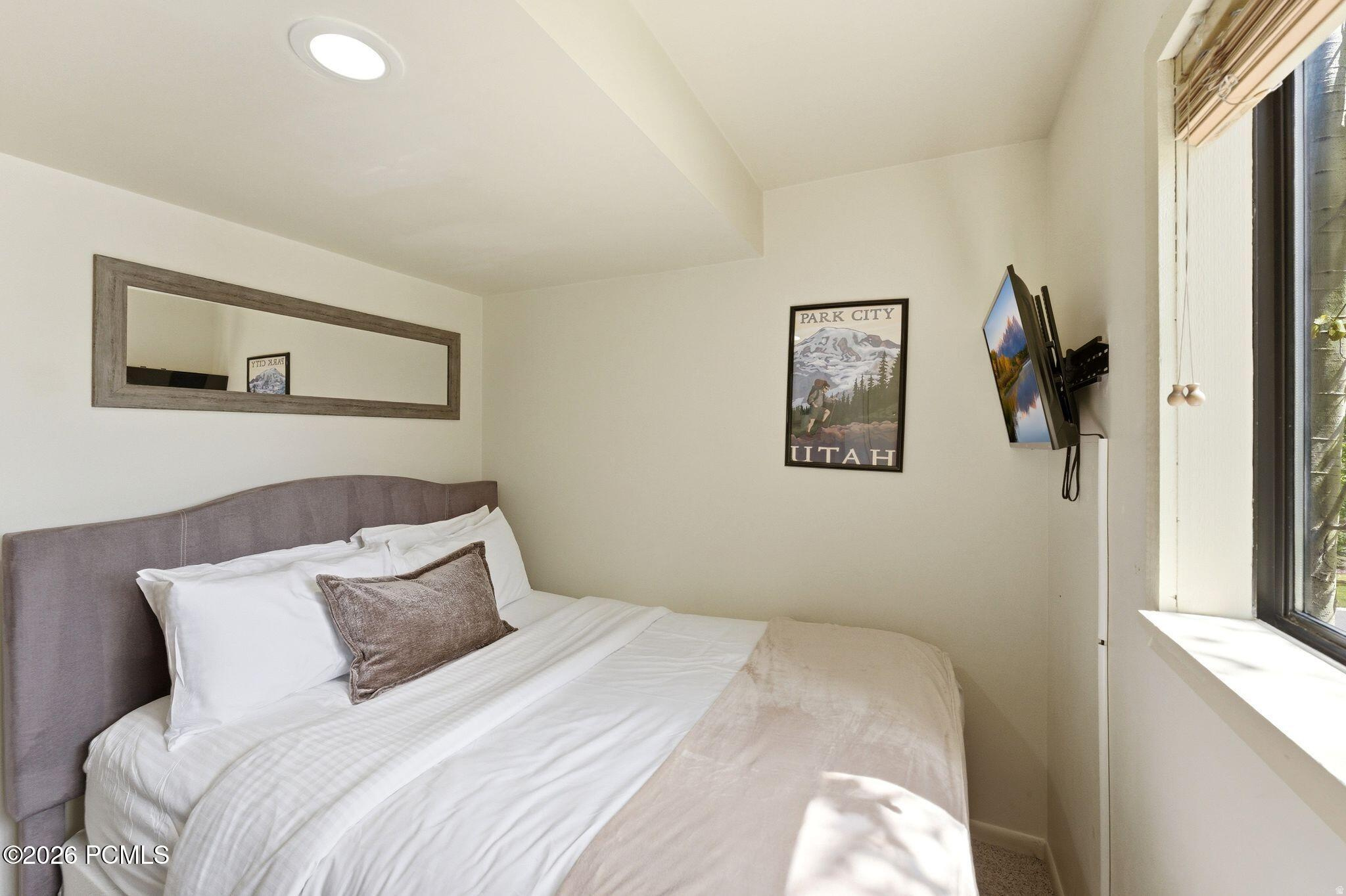 THREE KINGS - Residential