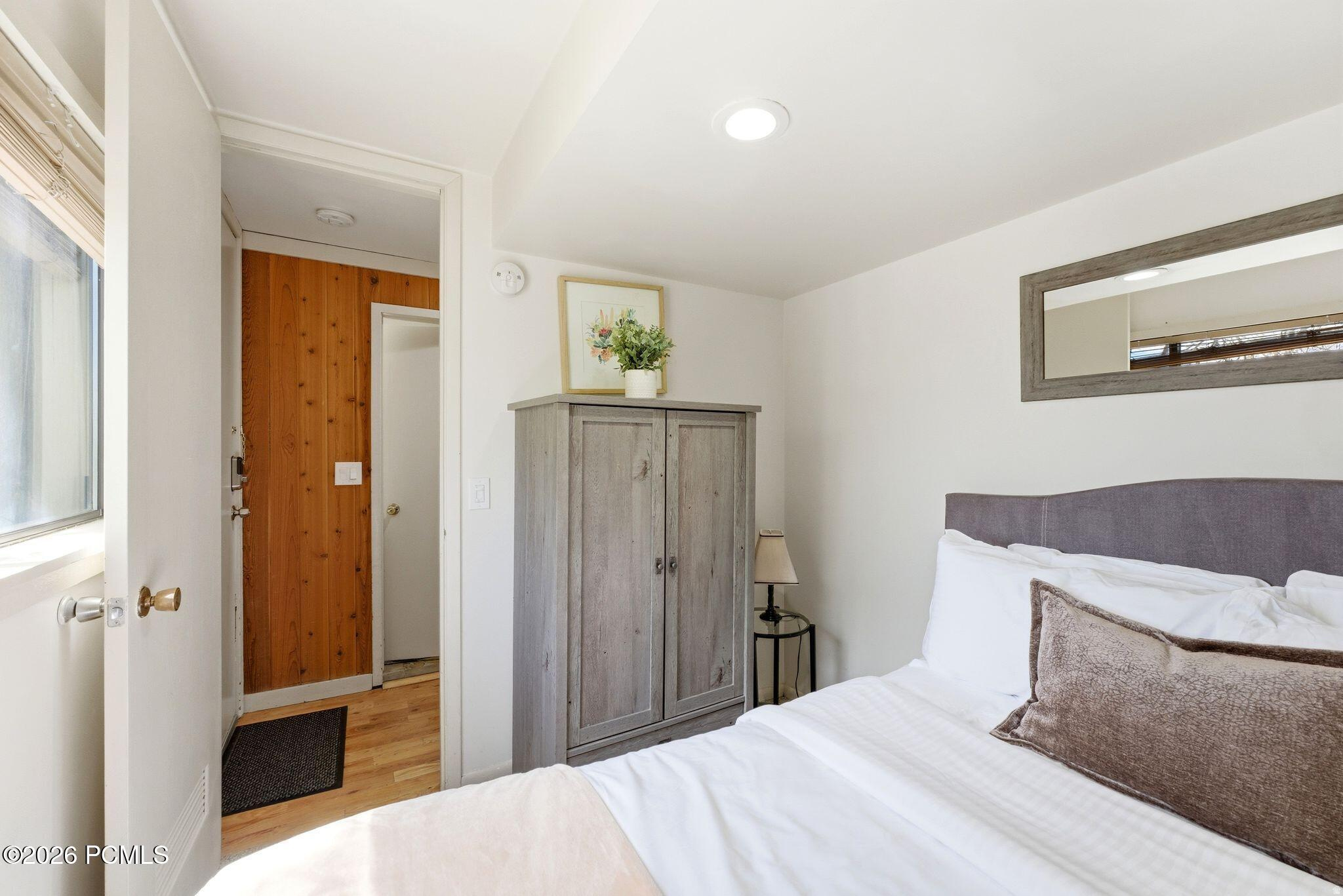 THREE KINGS - Residential