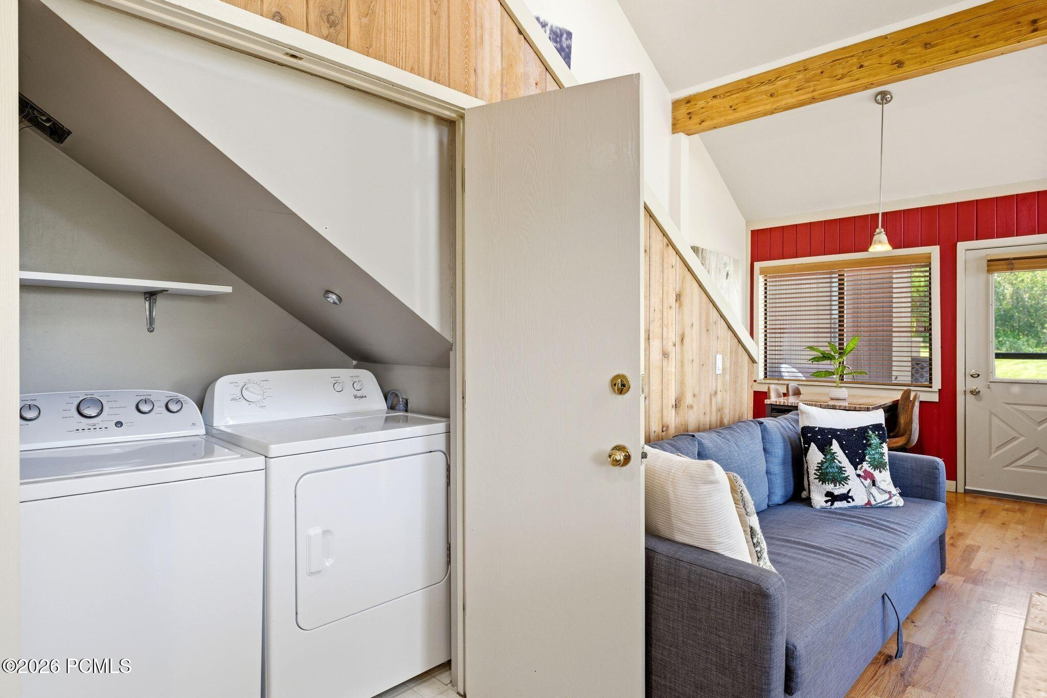 THREE KINGS - Residential