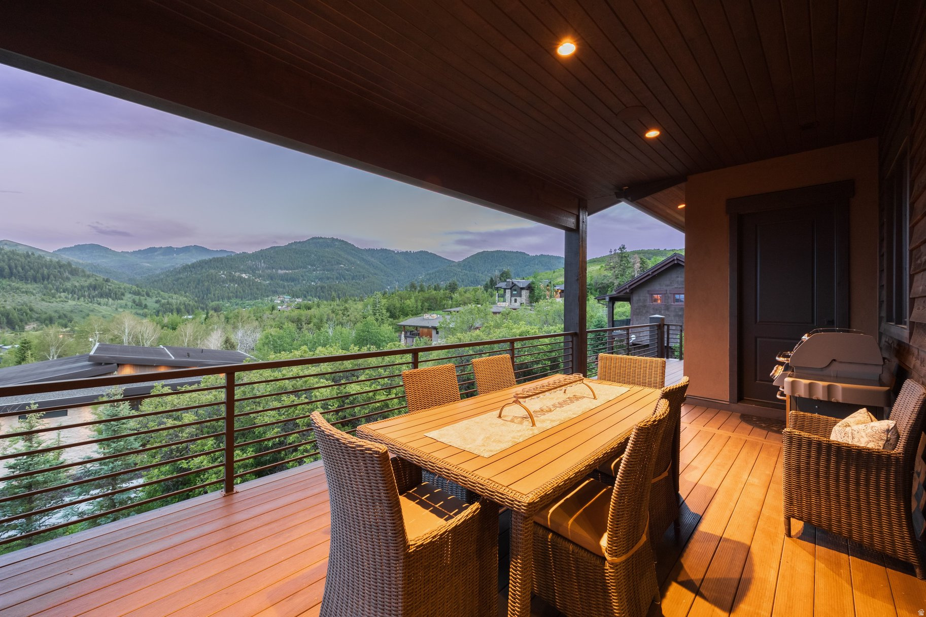 WOODS OF PARLEYS LANE - Residential