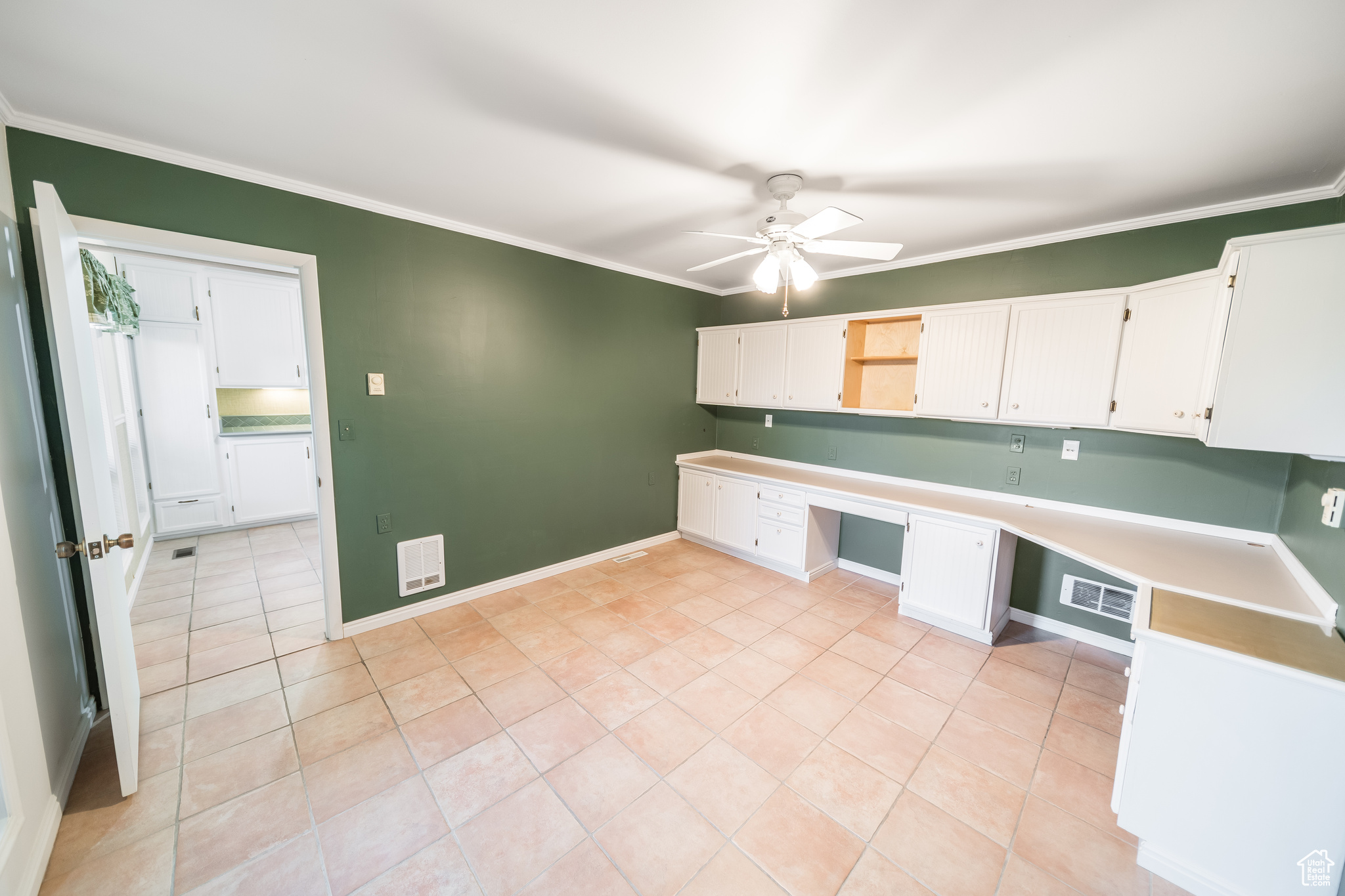 HILLCREST - Residential