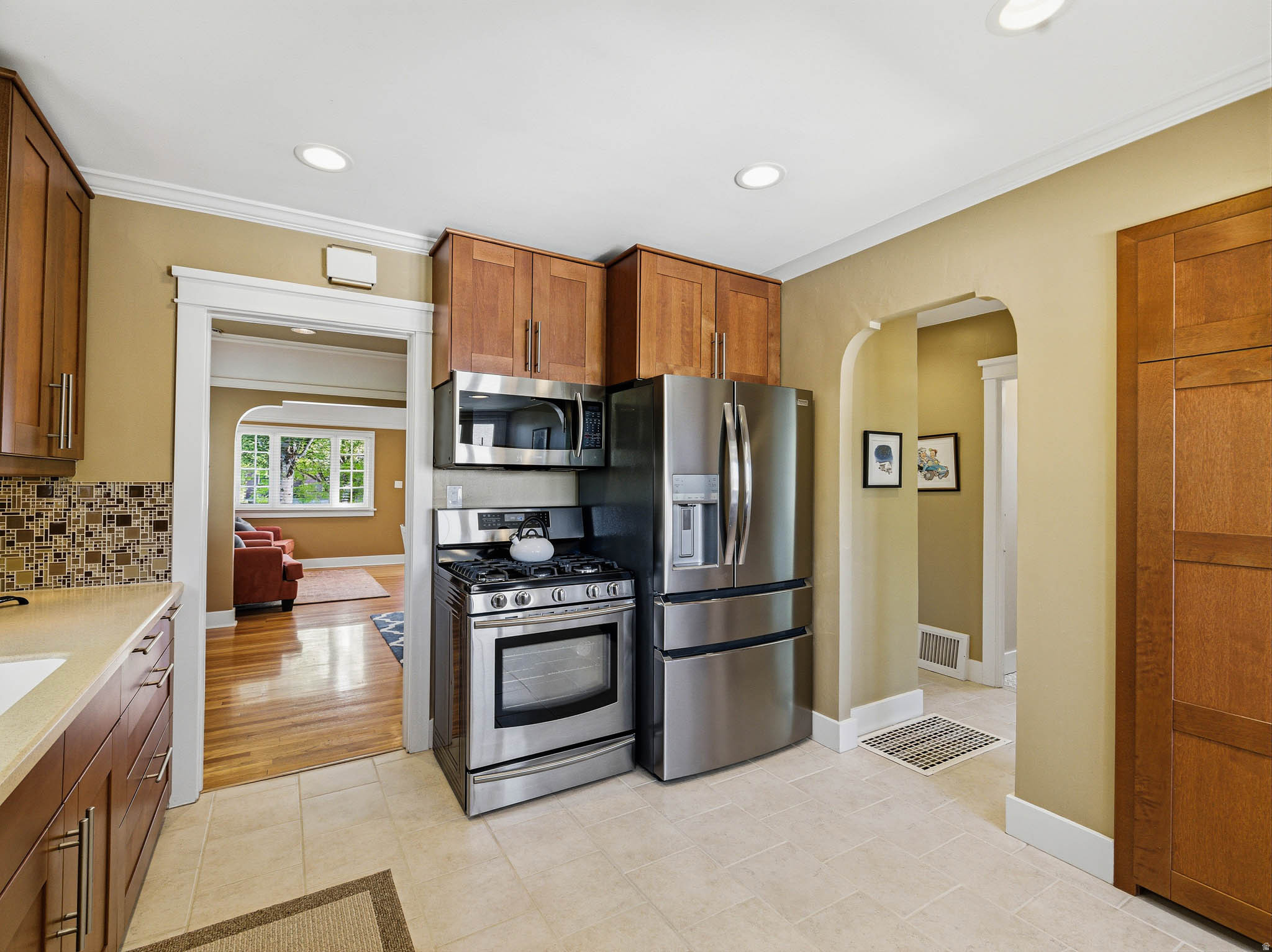 EAST WATERLOO - Residential