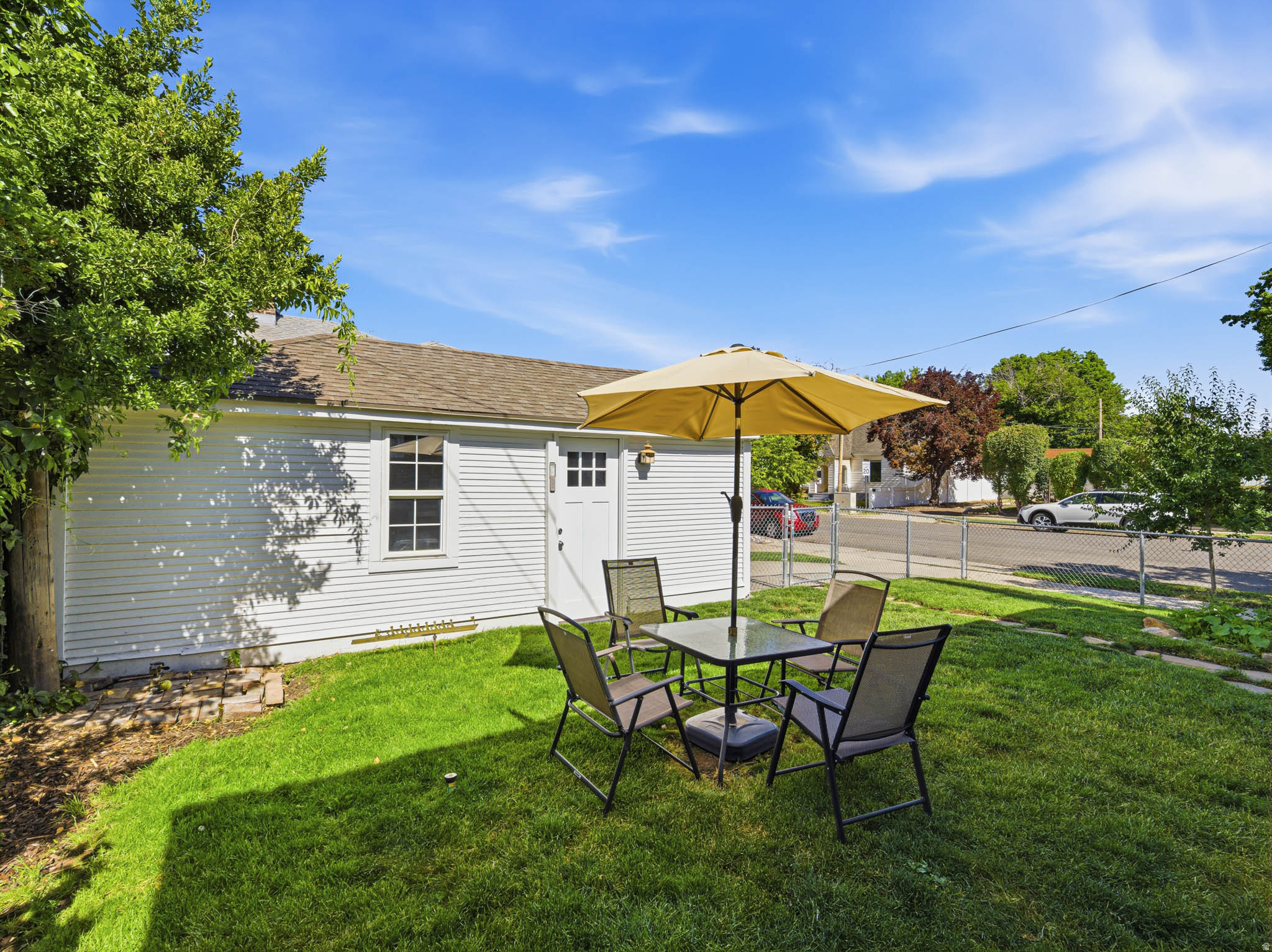 EAST WATERLOO - Residential