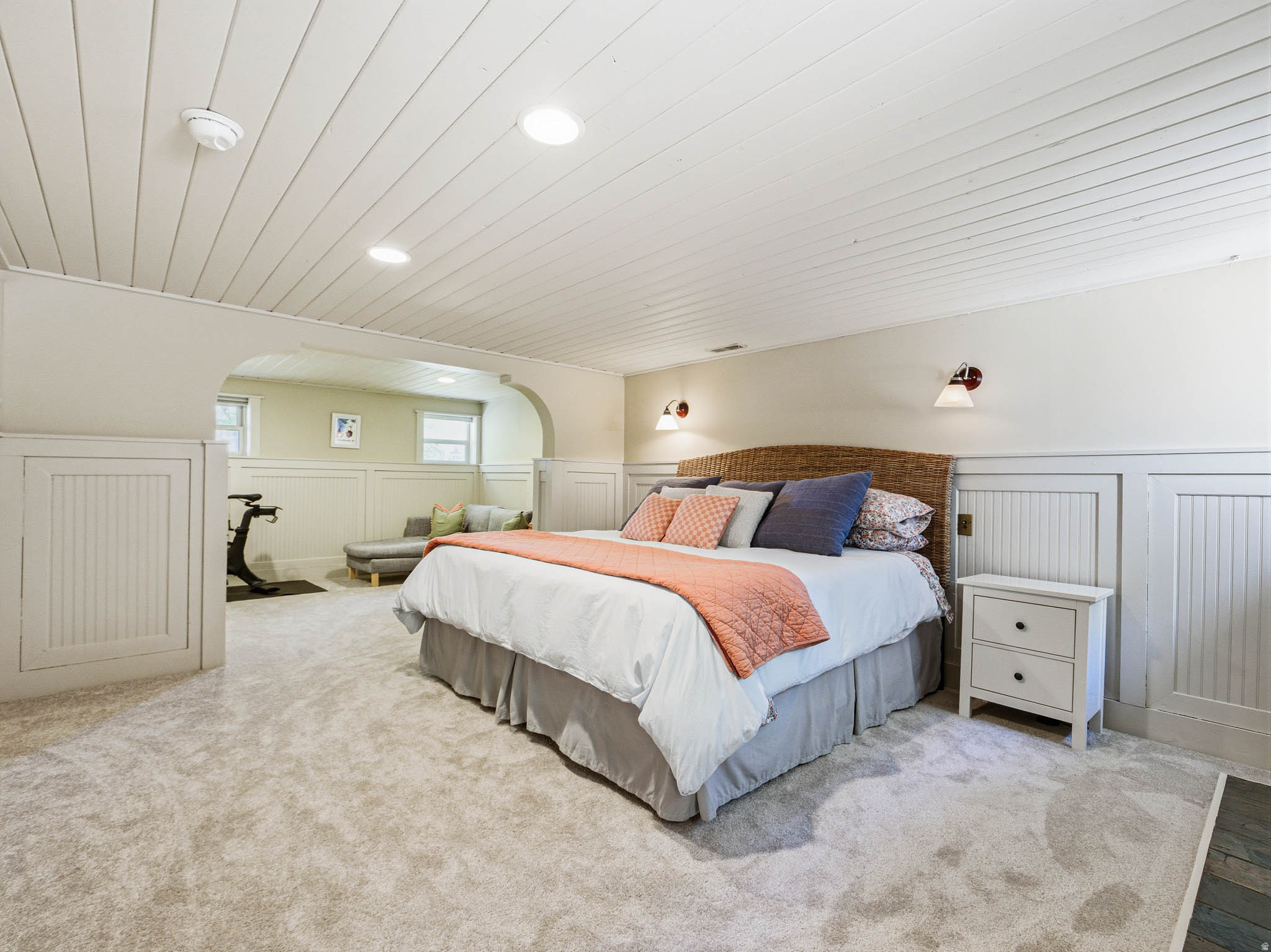 EAST WATERLOO - Residential