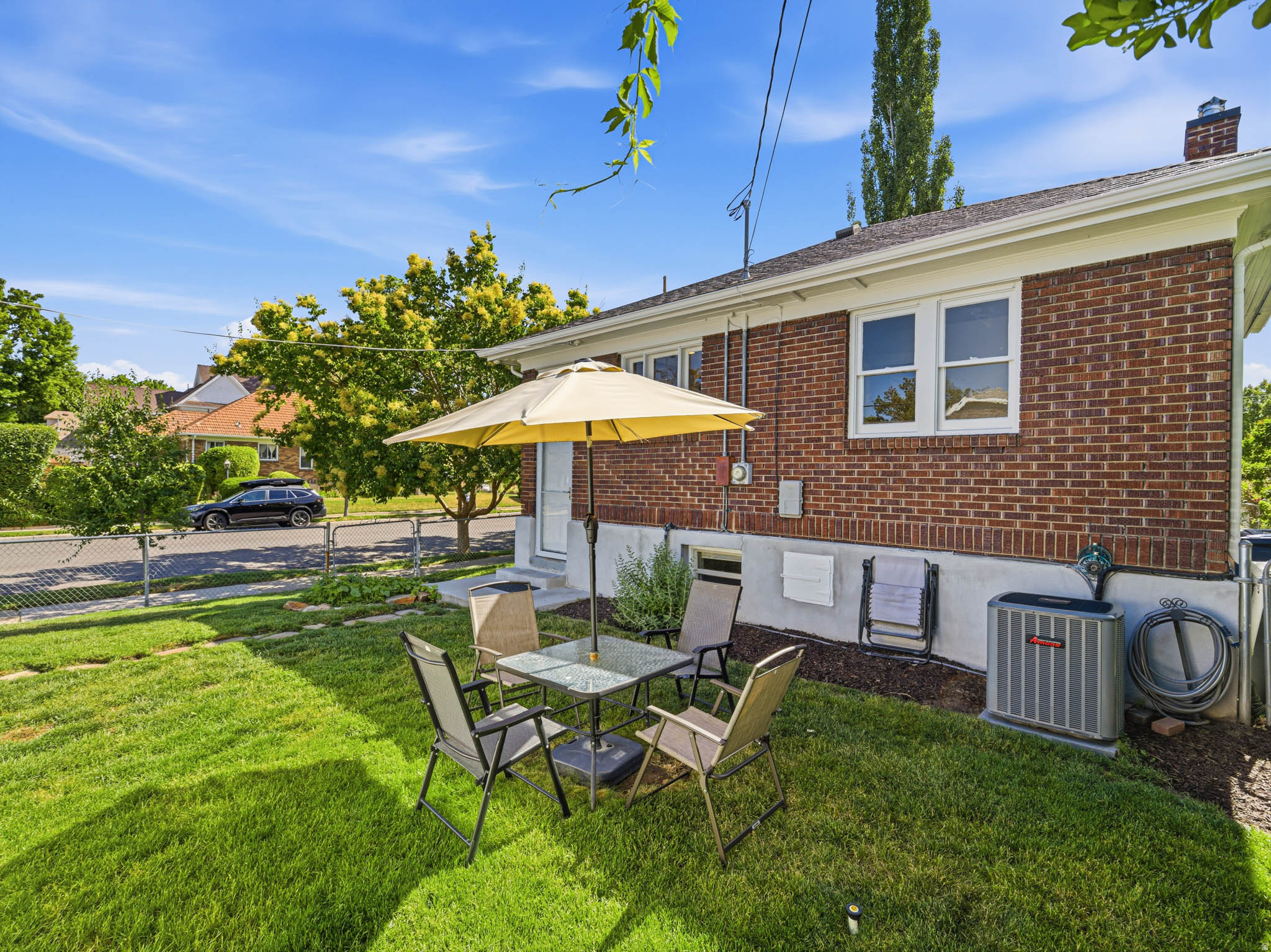 EAST WATERLOO - Residential