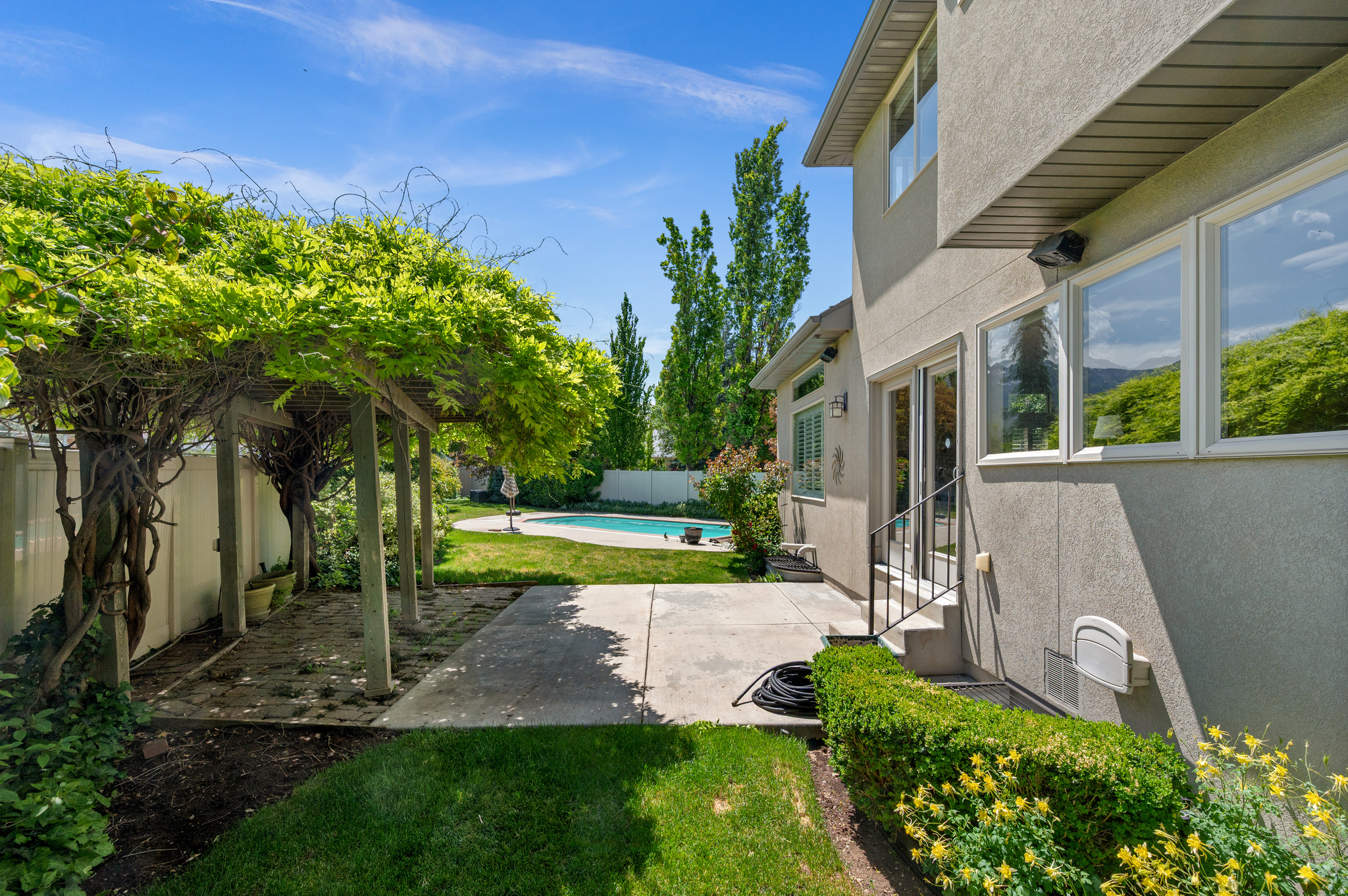 WILLOW LANE - Residential
