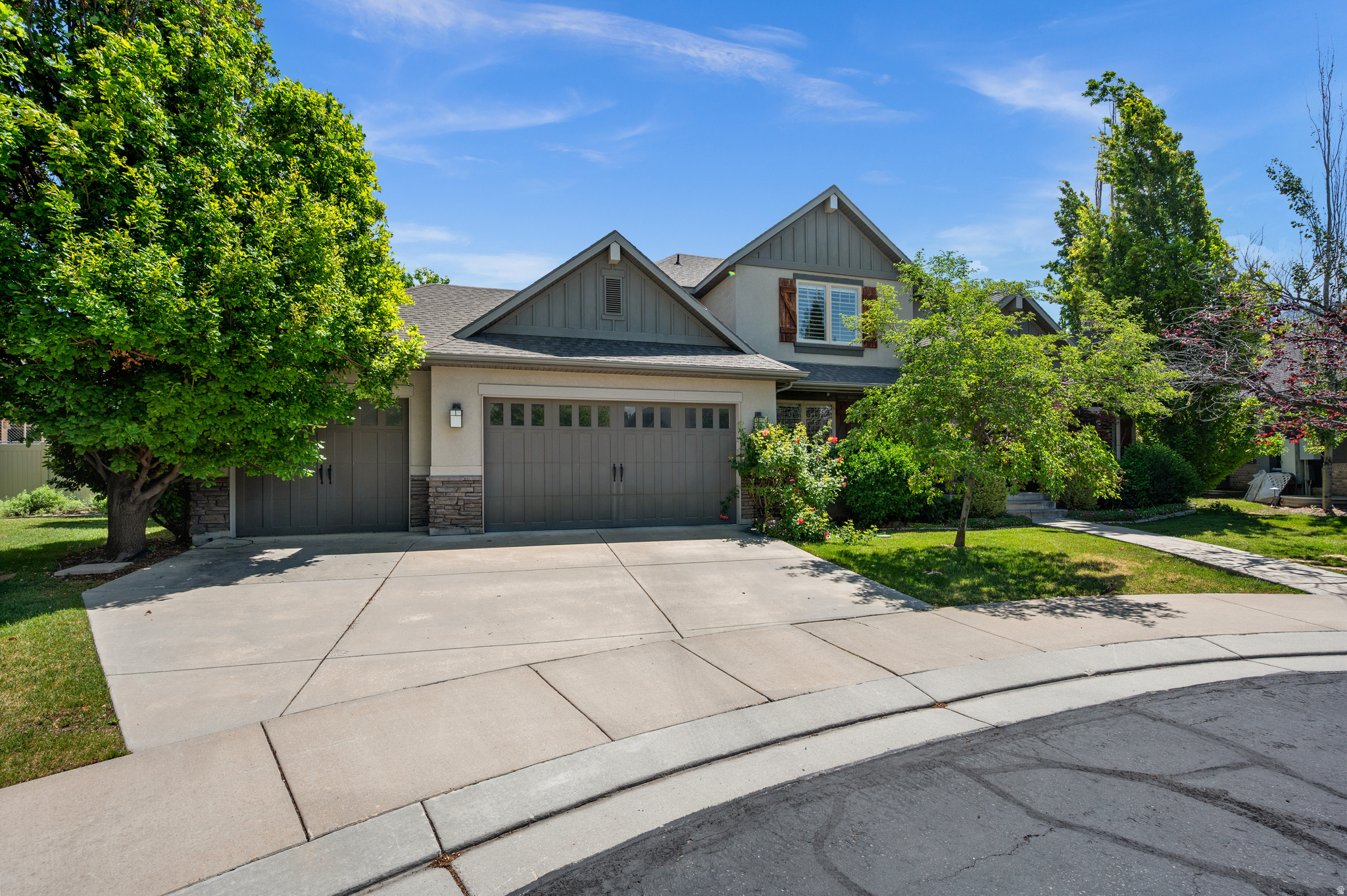 WILLOW LANE - Residential