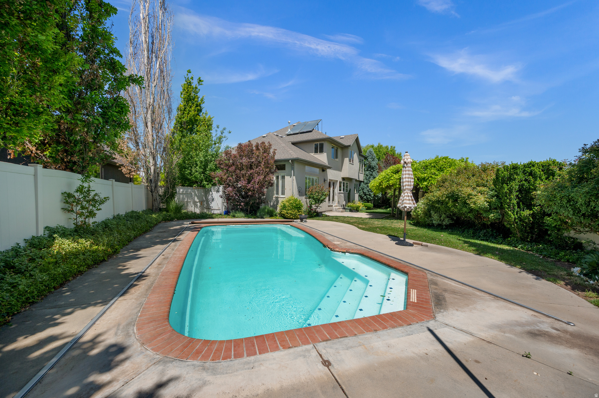 WILLOW LANE - Residential