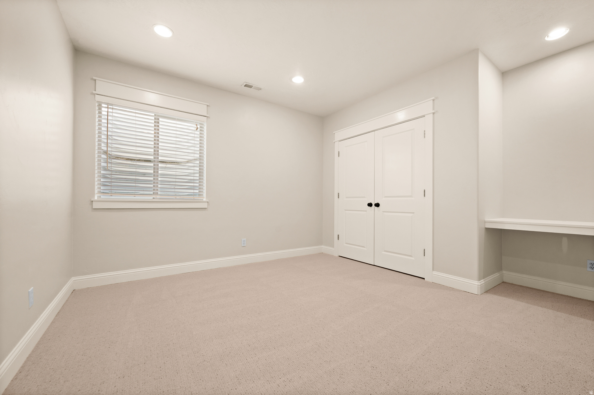 WILLOW LANE - Residential