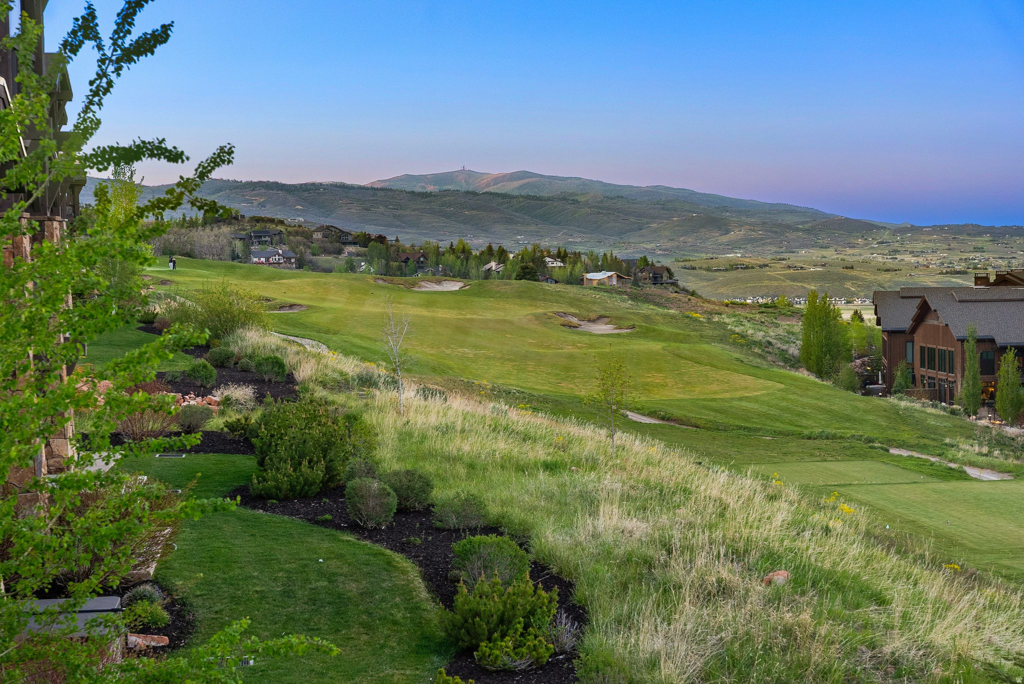 FAIRWAY SPRINGS SKI & GOLF VILLAS CONDO - Residential