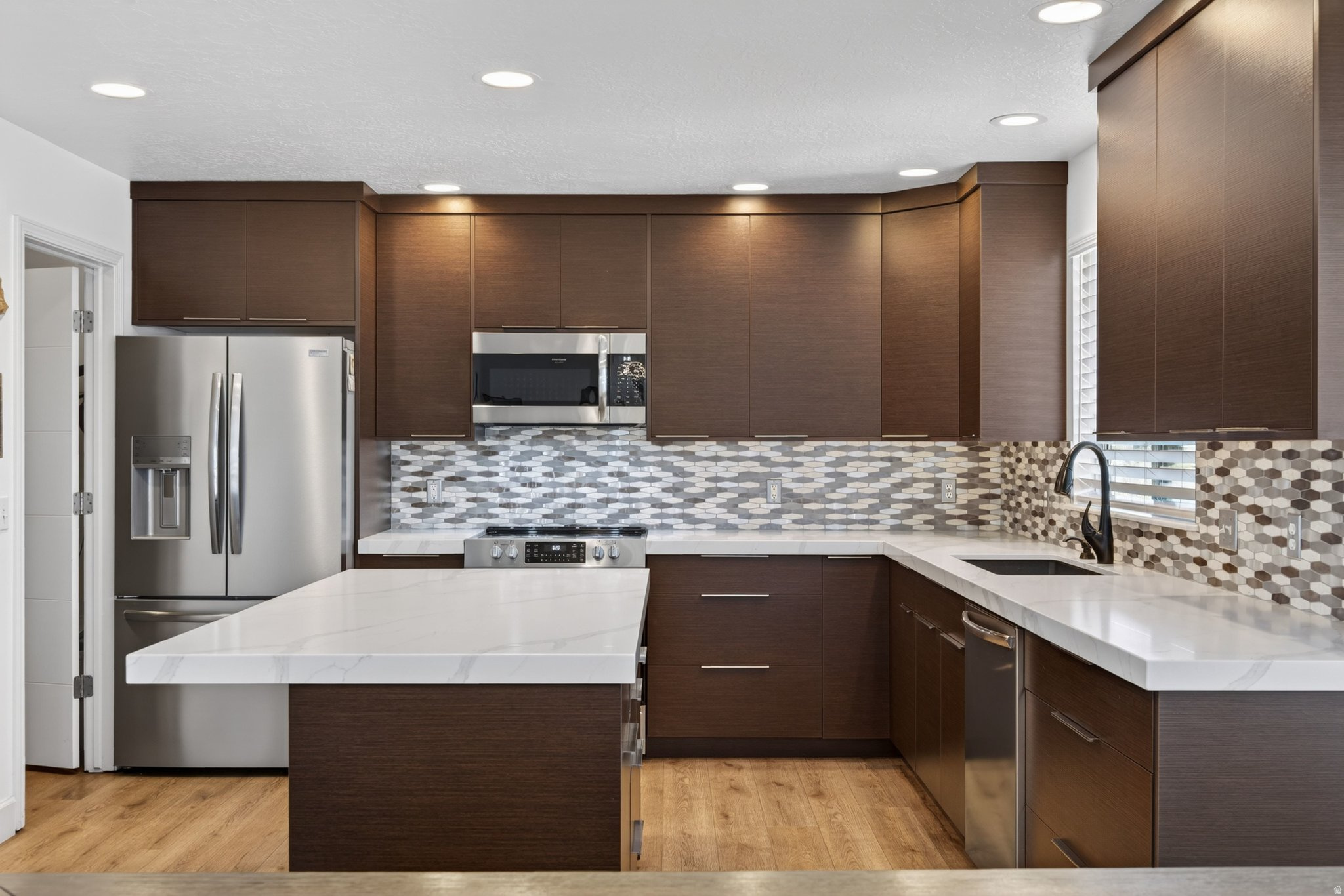LAKESIDE SUBDIVISION - Residential