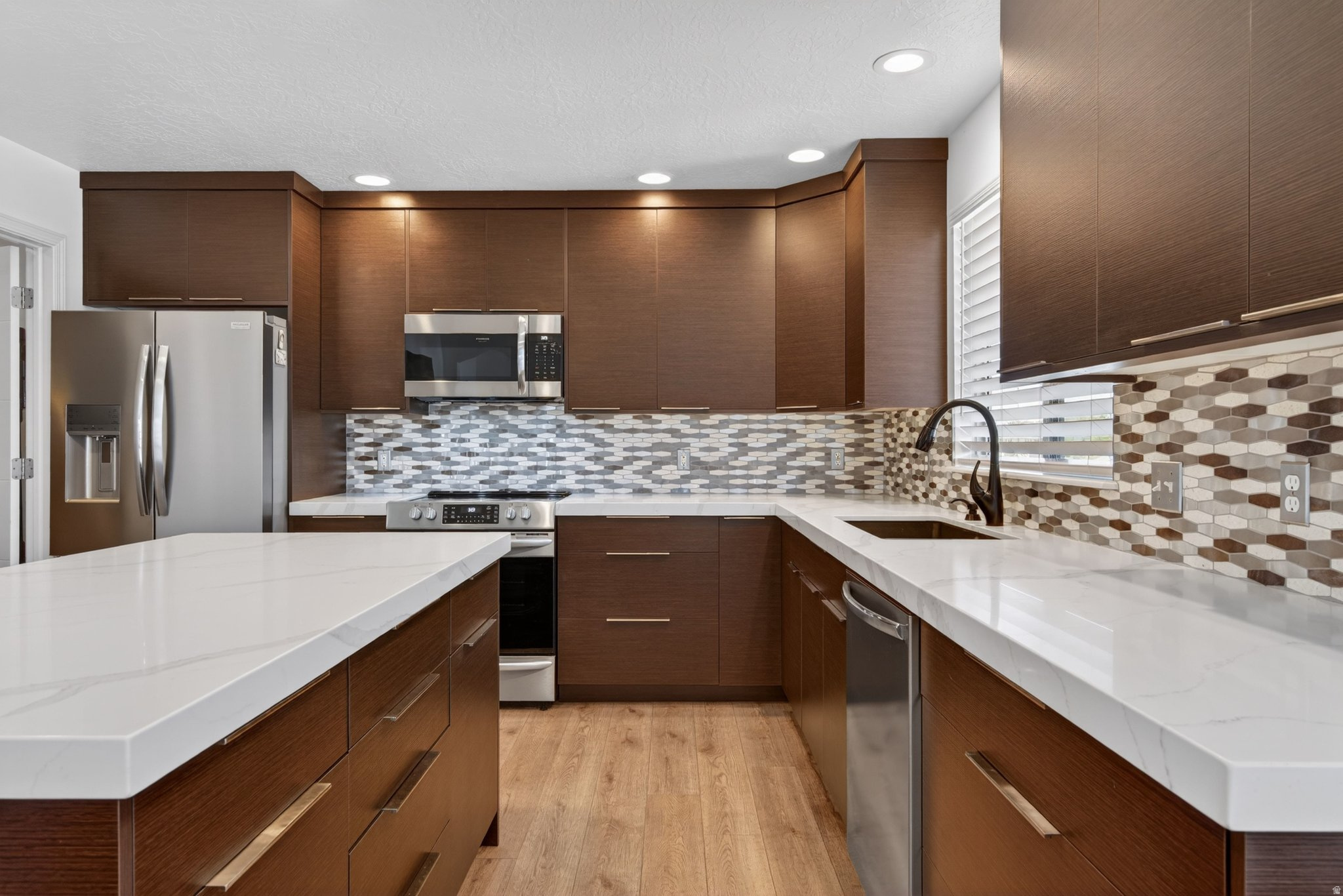 LAKESIDE SUBDIVISION - Residential