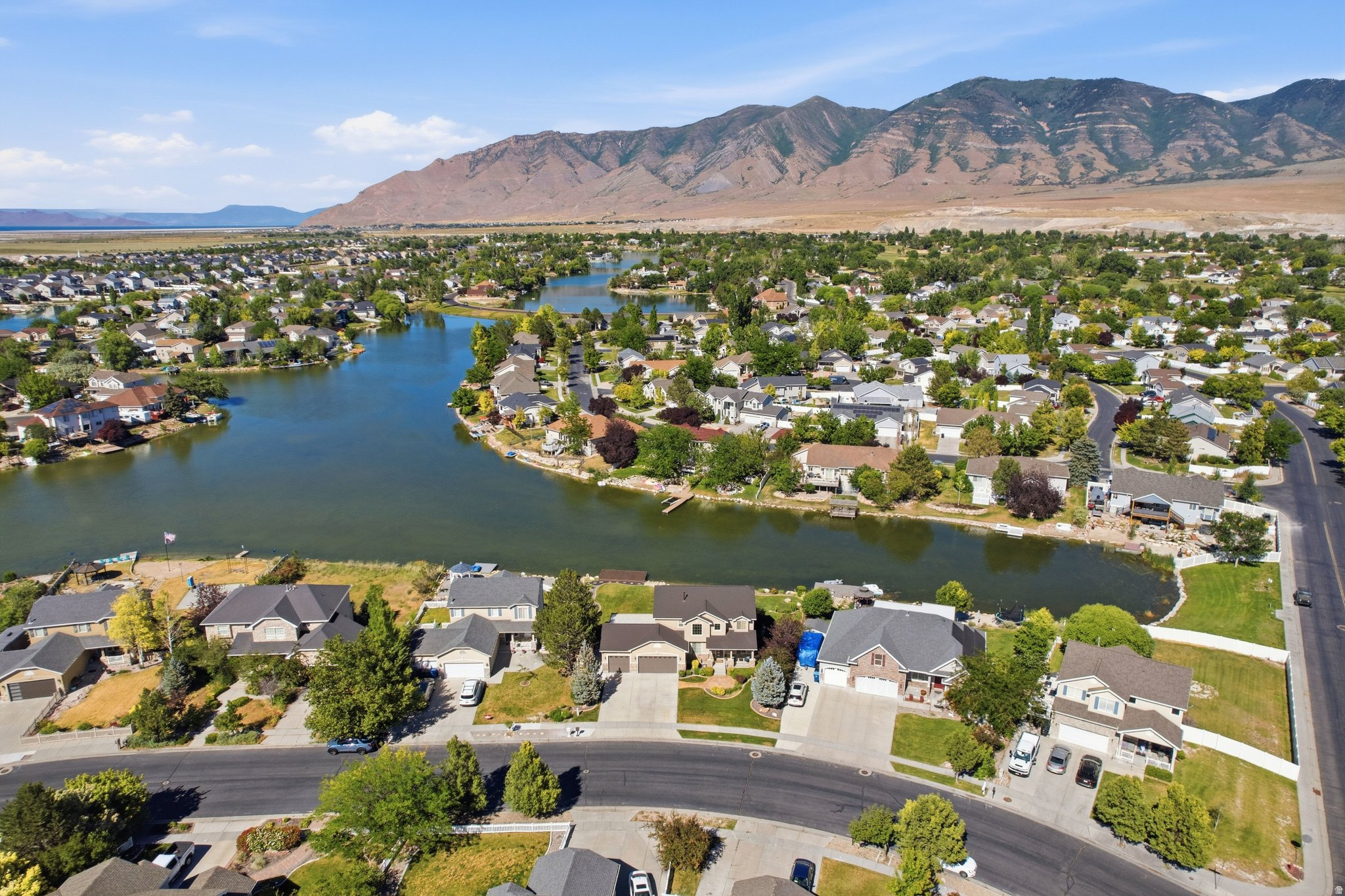 LAKESIDE SUBDIVISION - Residential