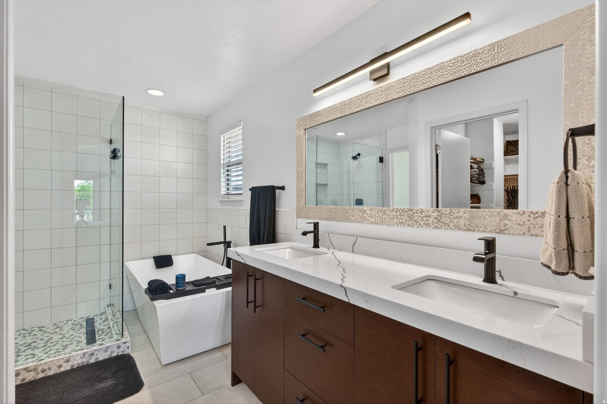 LAKESIDE SUBDIVISION - Residential