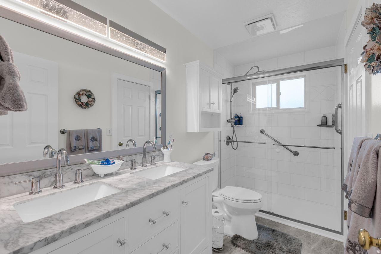 CROWN ESTATES PH II - Residential