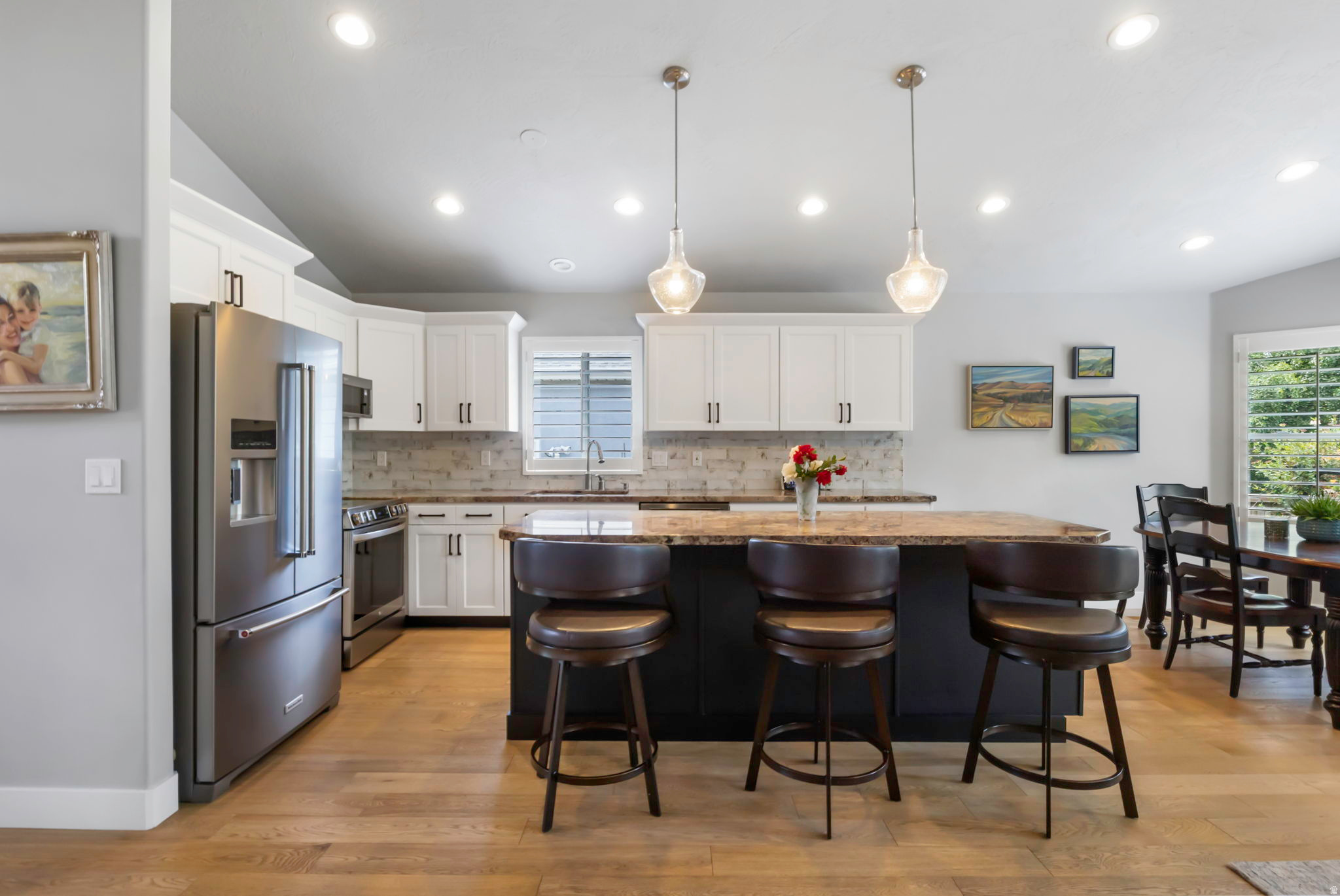 TAHNIA PARK - Residential