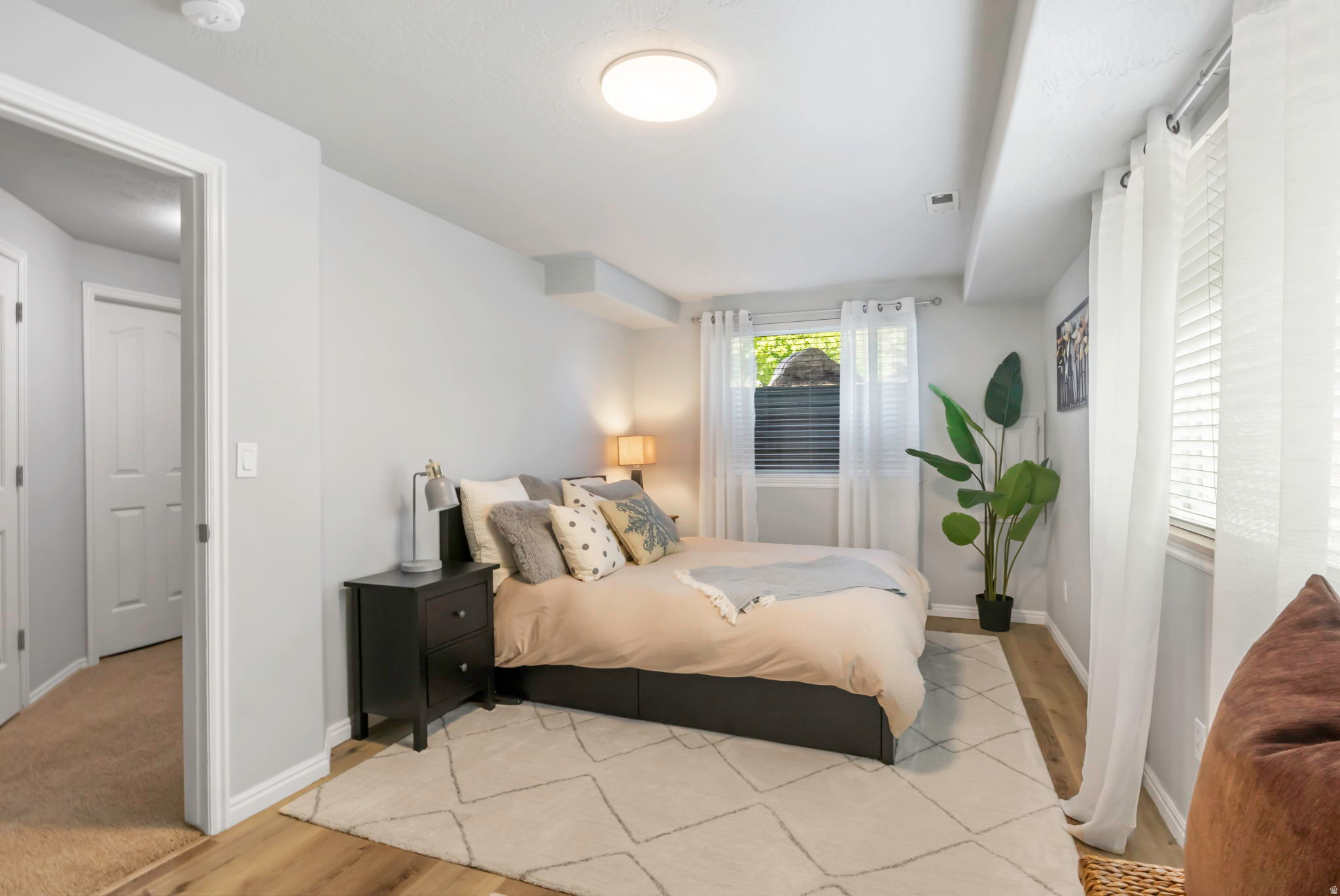 TAHNIA PARK - Residential