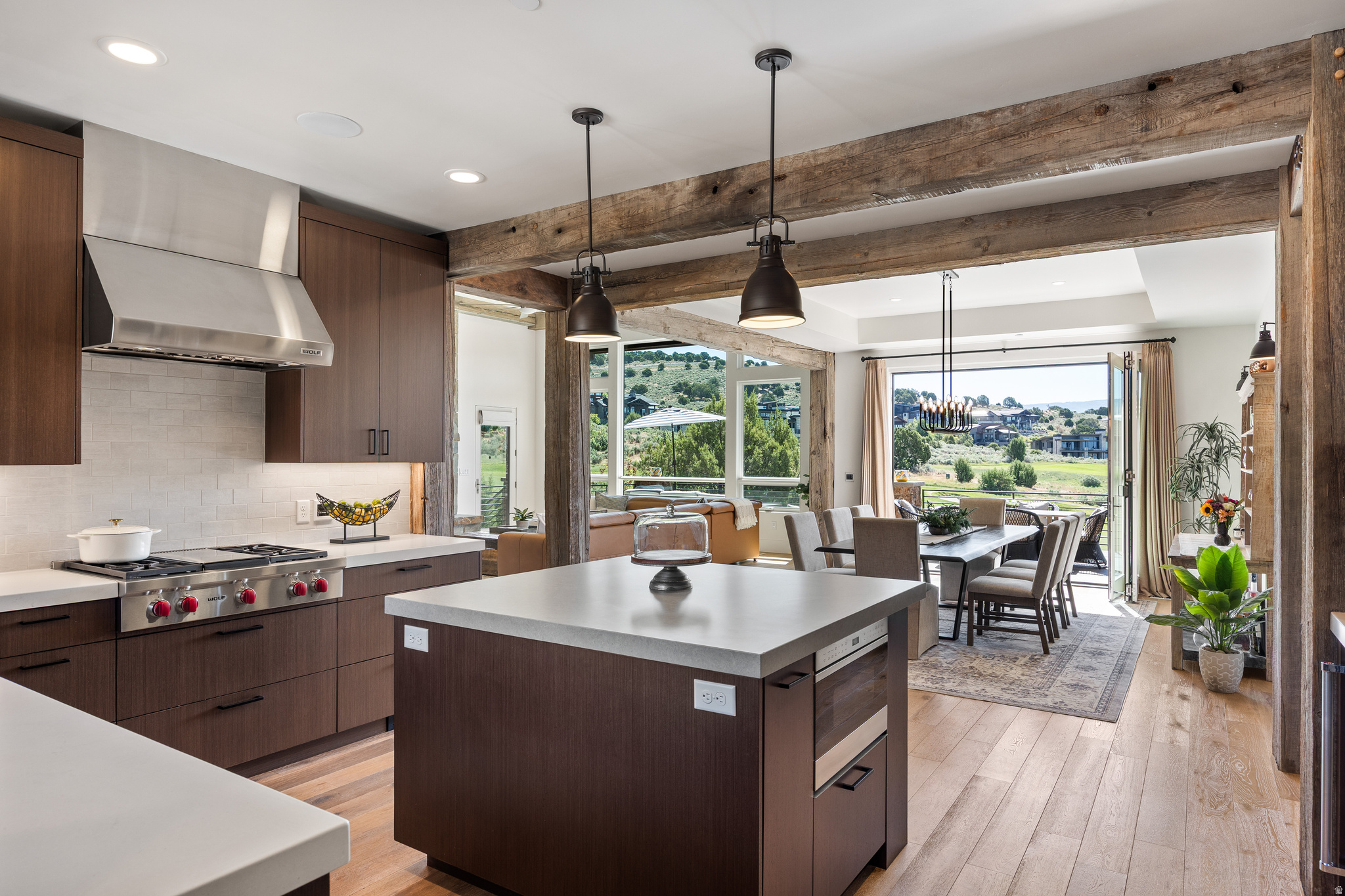 RED LEDGES - Residential