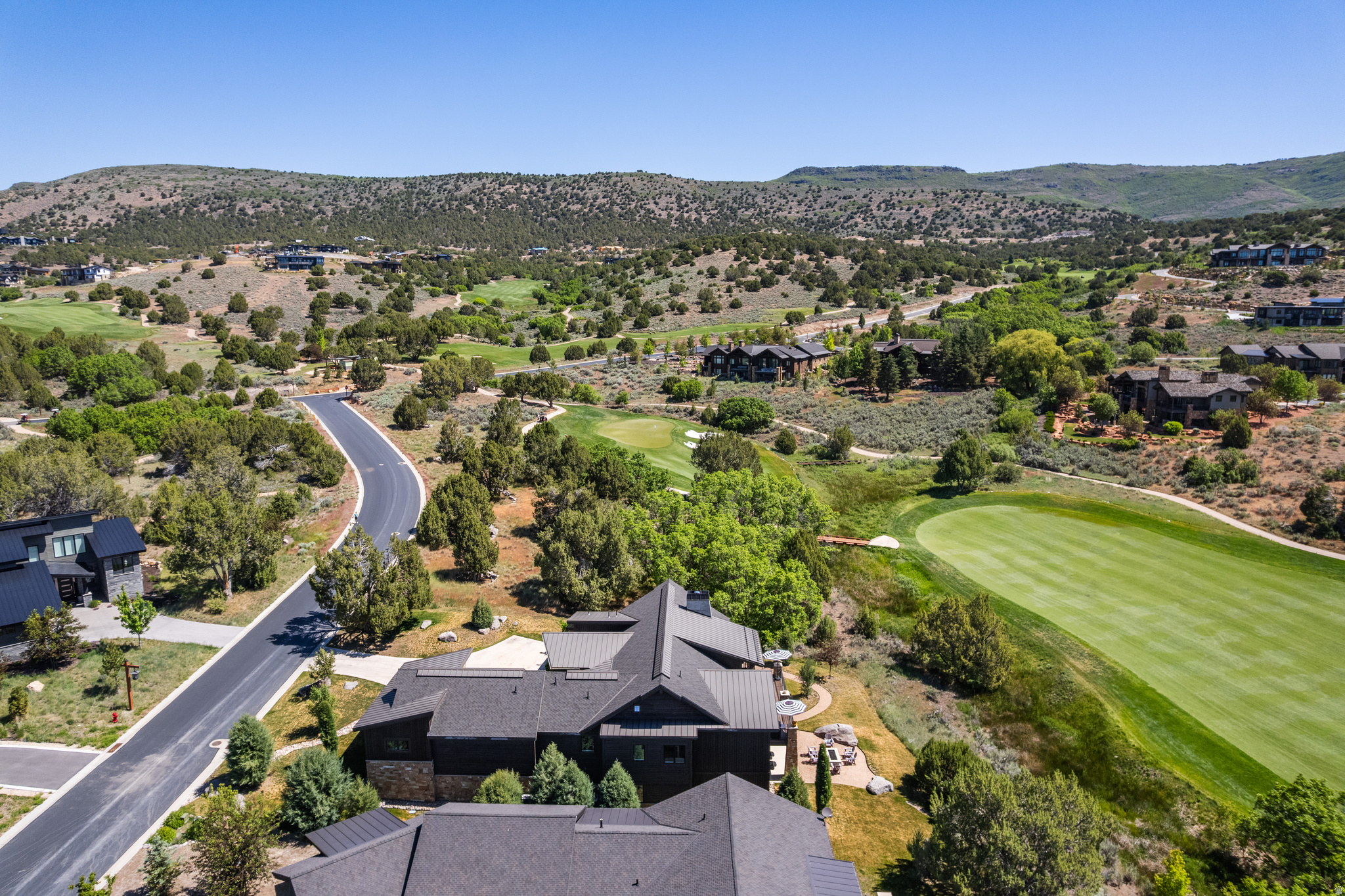 RED LEDGES - Residential