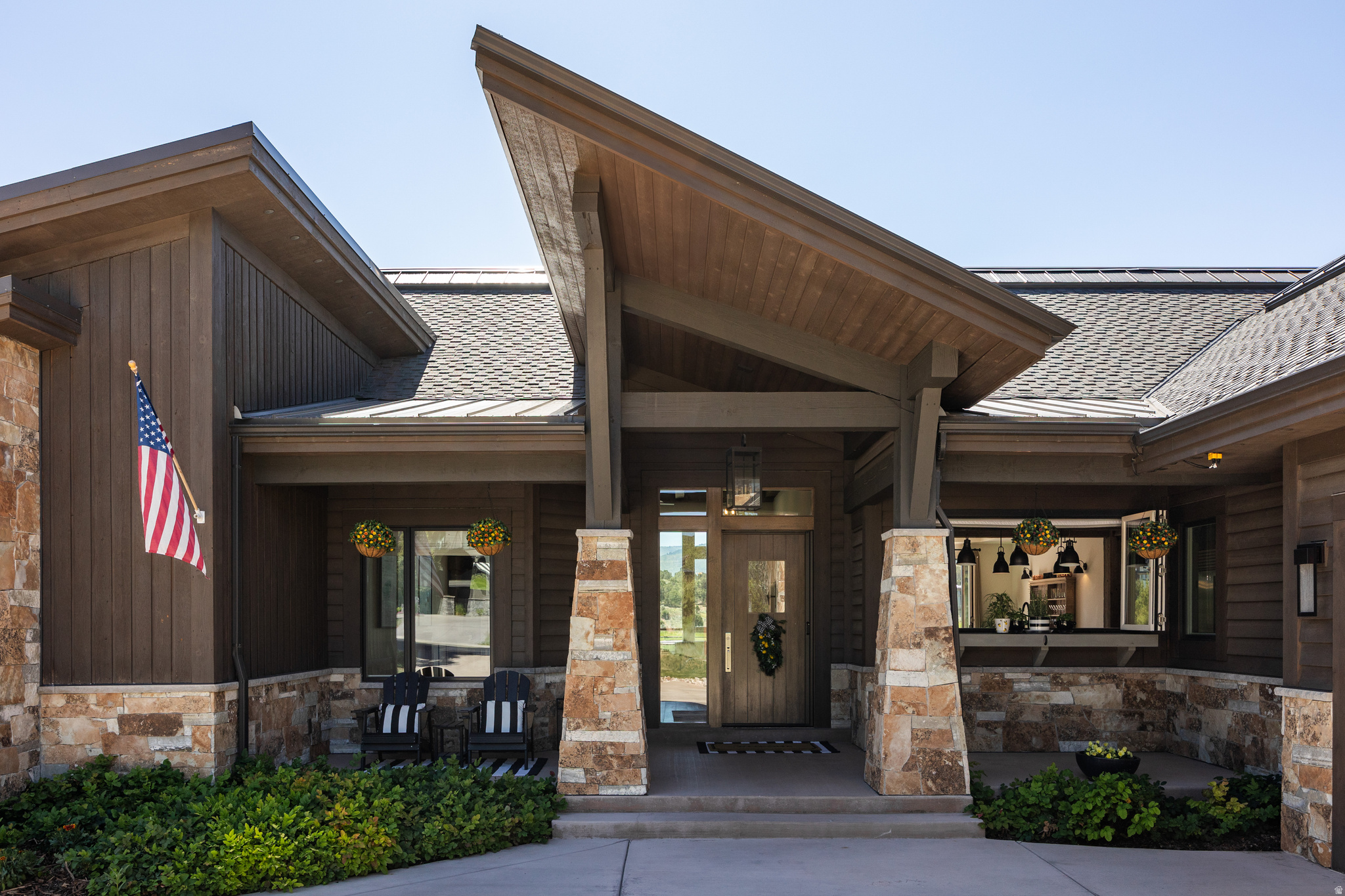 RED LEDGES - Residential