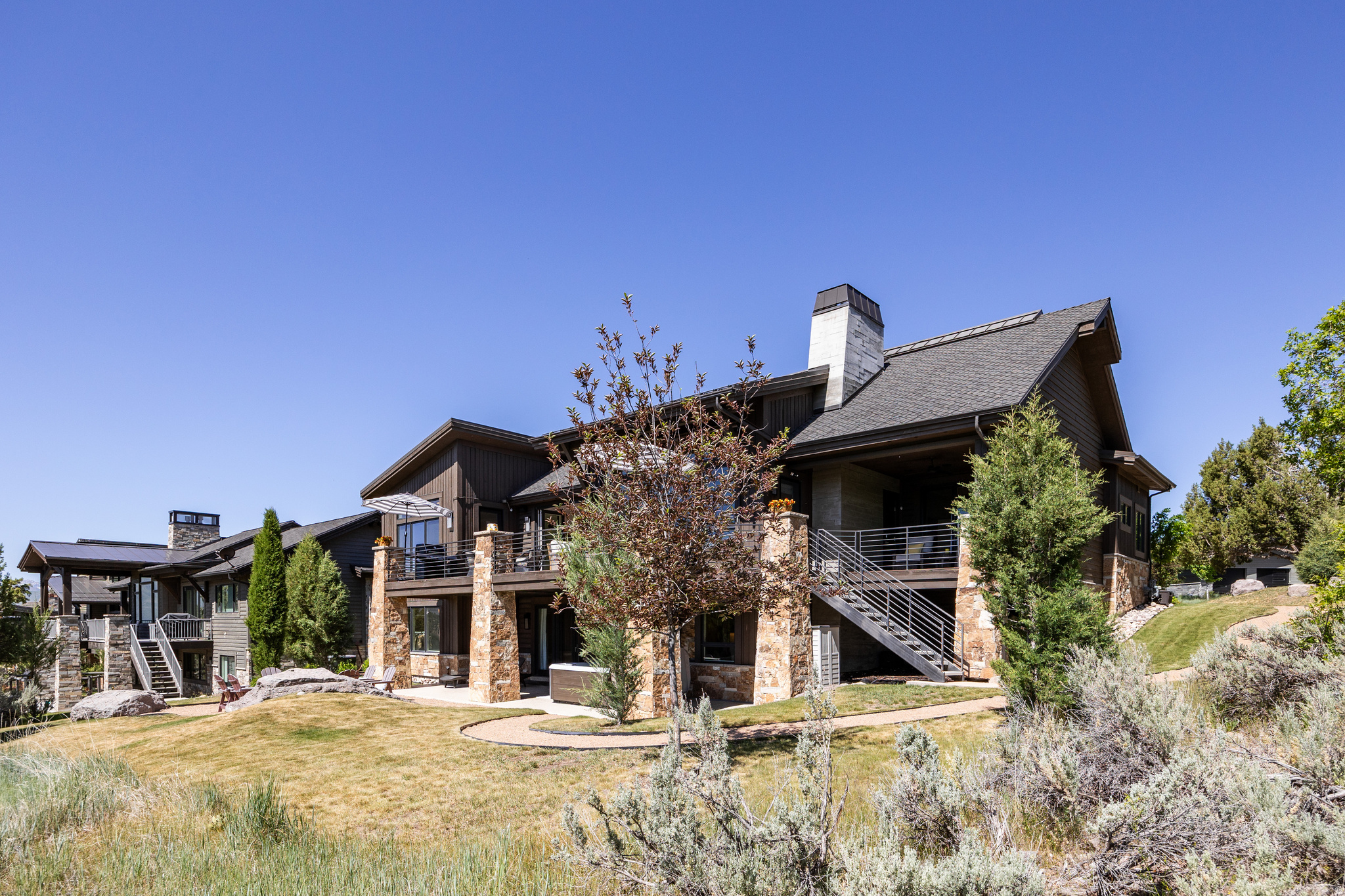 RED LEDGES - Residential