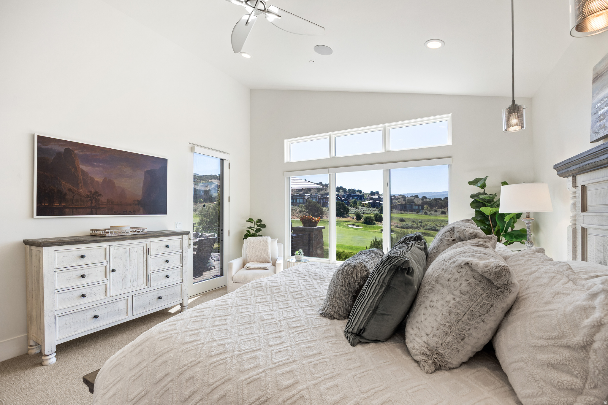 RED LEDGES - Residential