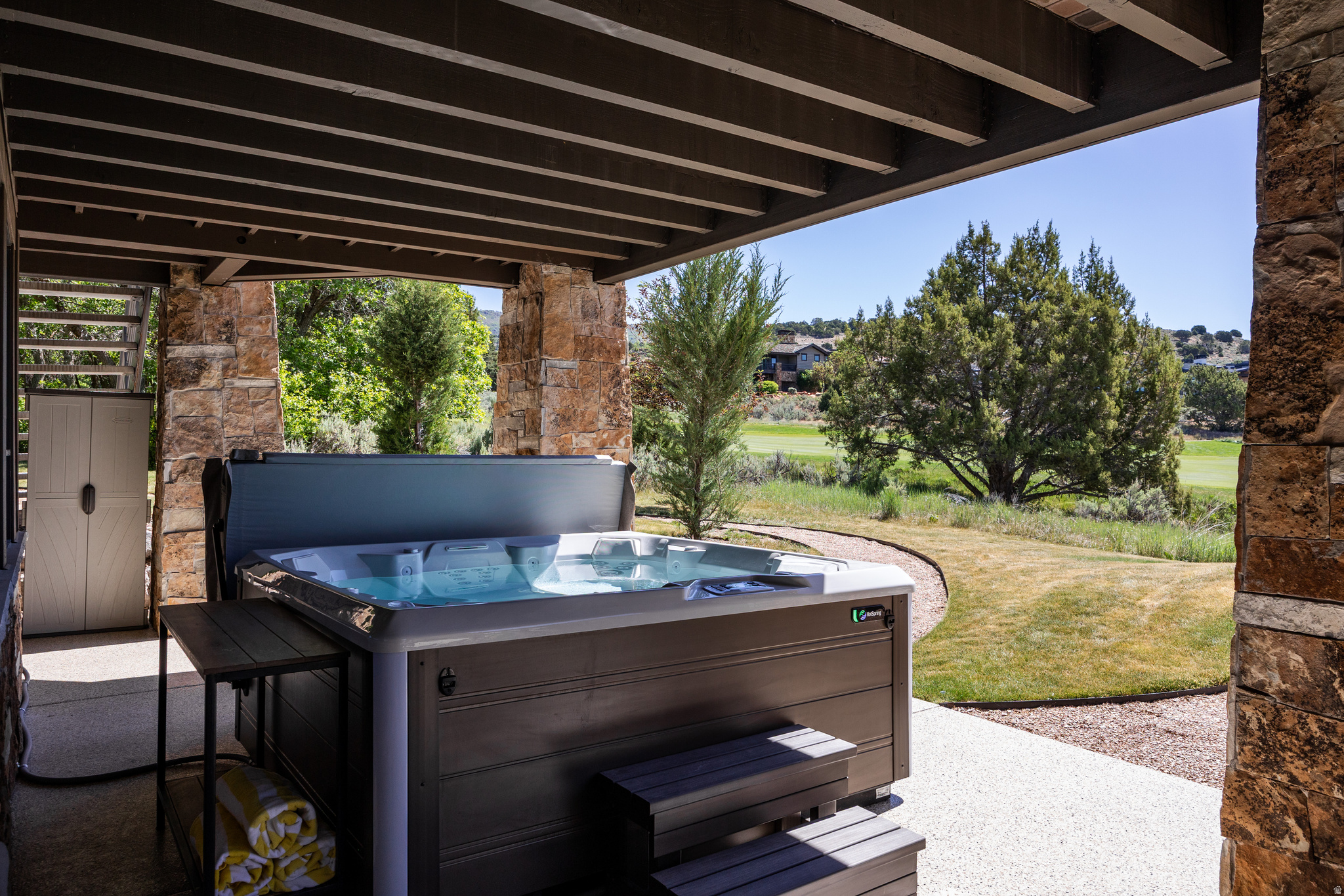 RED LEDGES - Residential