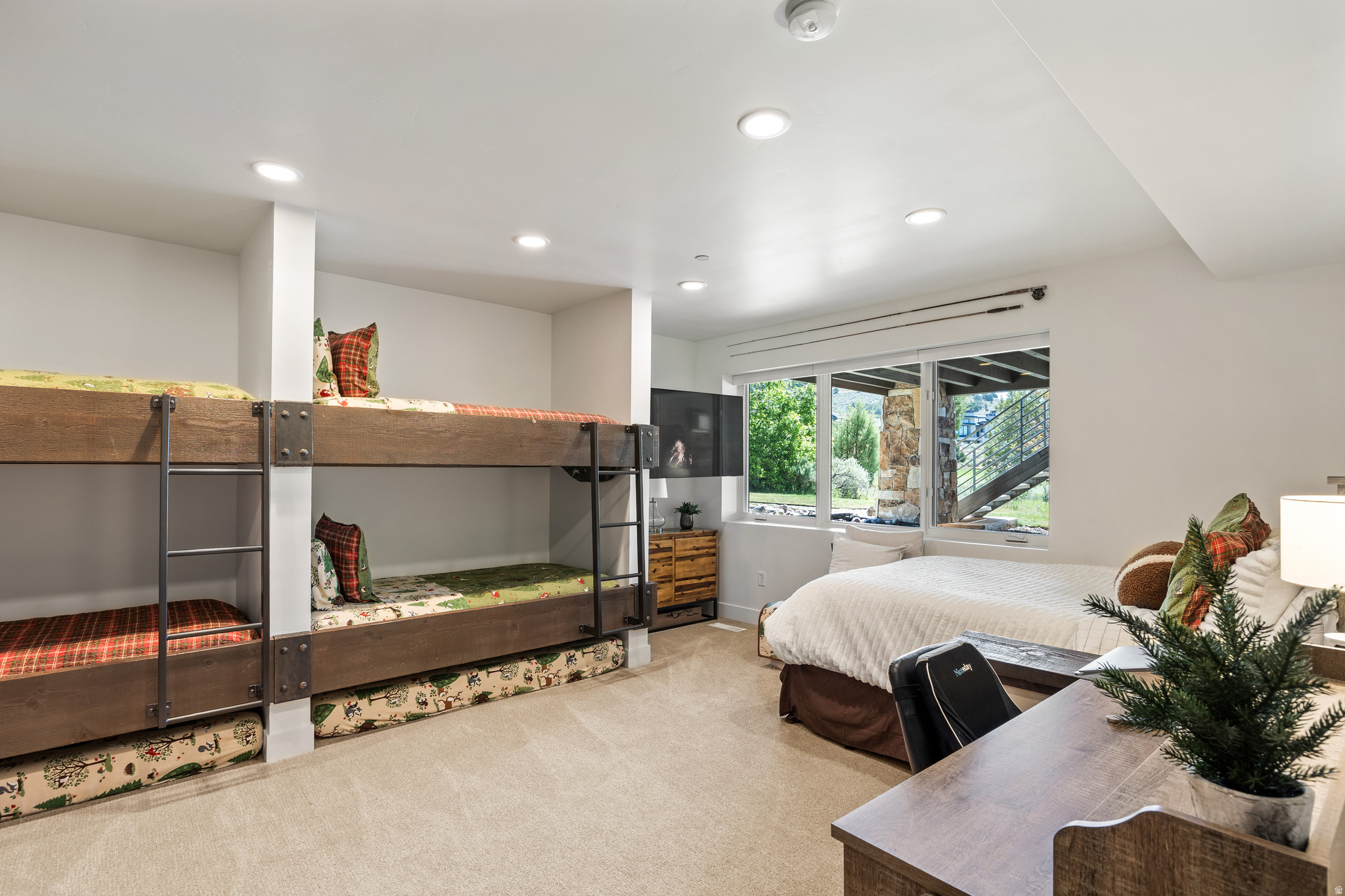 RED LEDGES - Residential